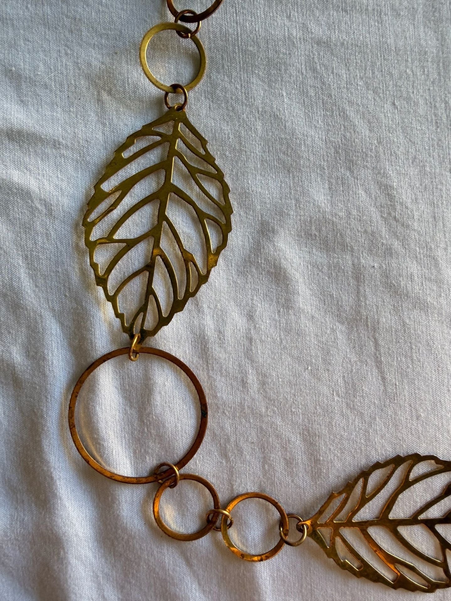Unbranded Gold-Tone Leaf and Circle Link Chain Belt Necklace 3