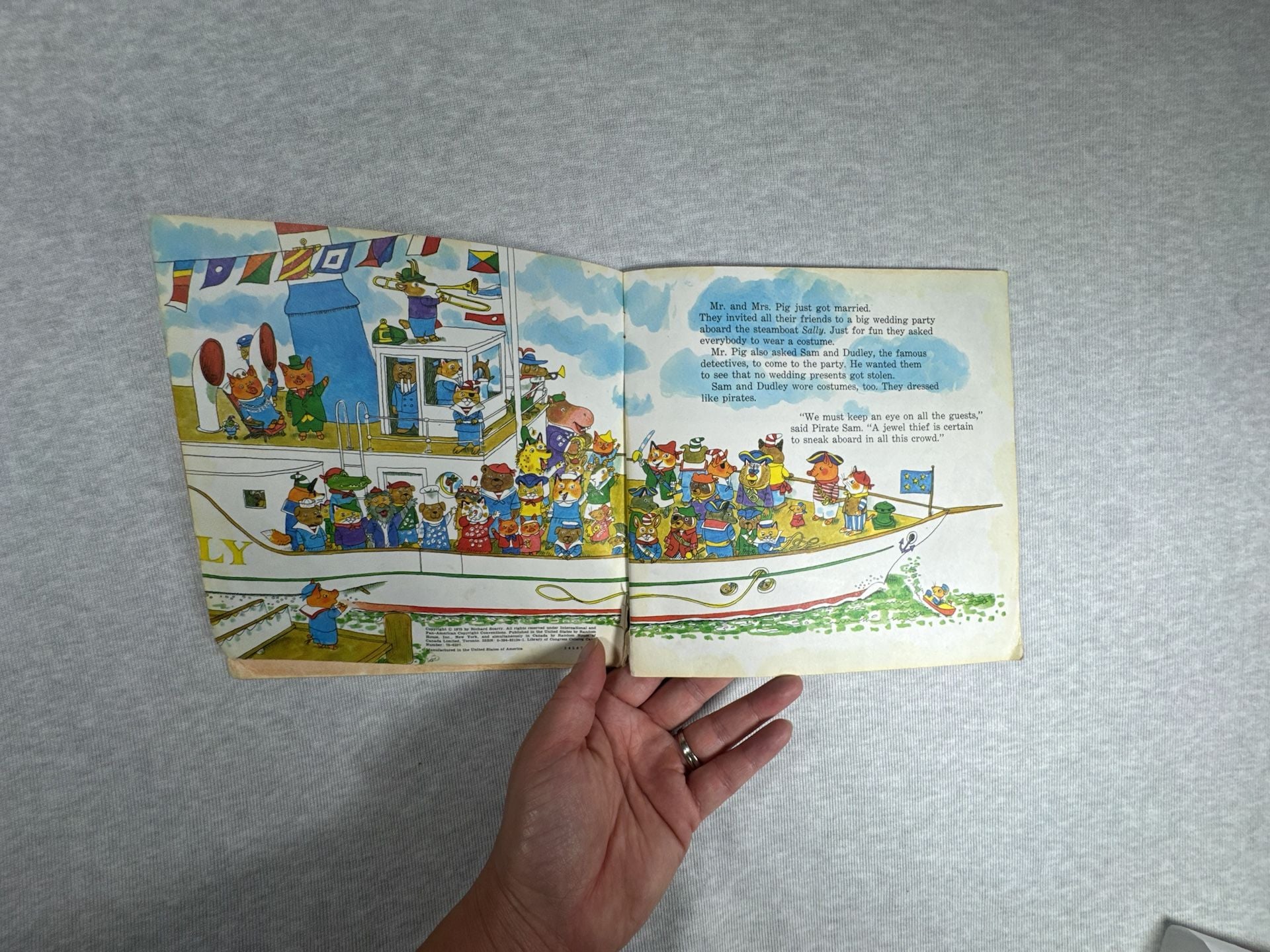 Richard Scarry's Great Steamboat Mystery Vintage 1975 Pictureback Book 4