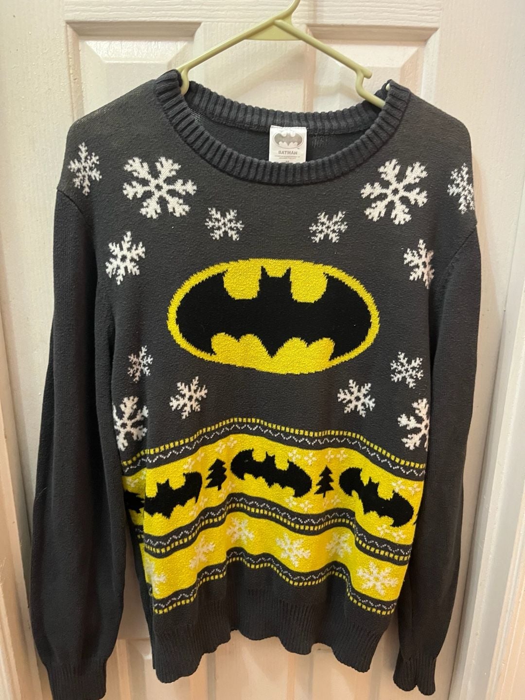 Batman Ugly Christmas Sweater Size M Black Holiday Pullover 1