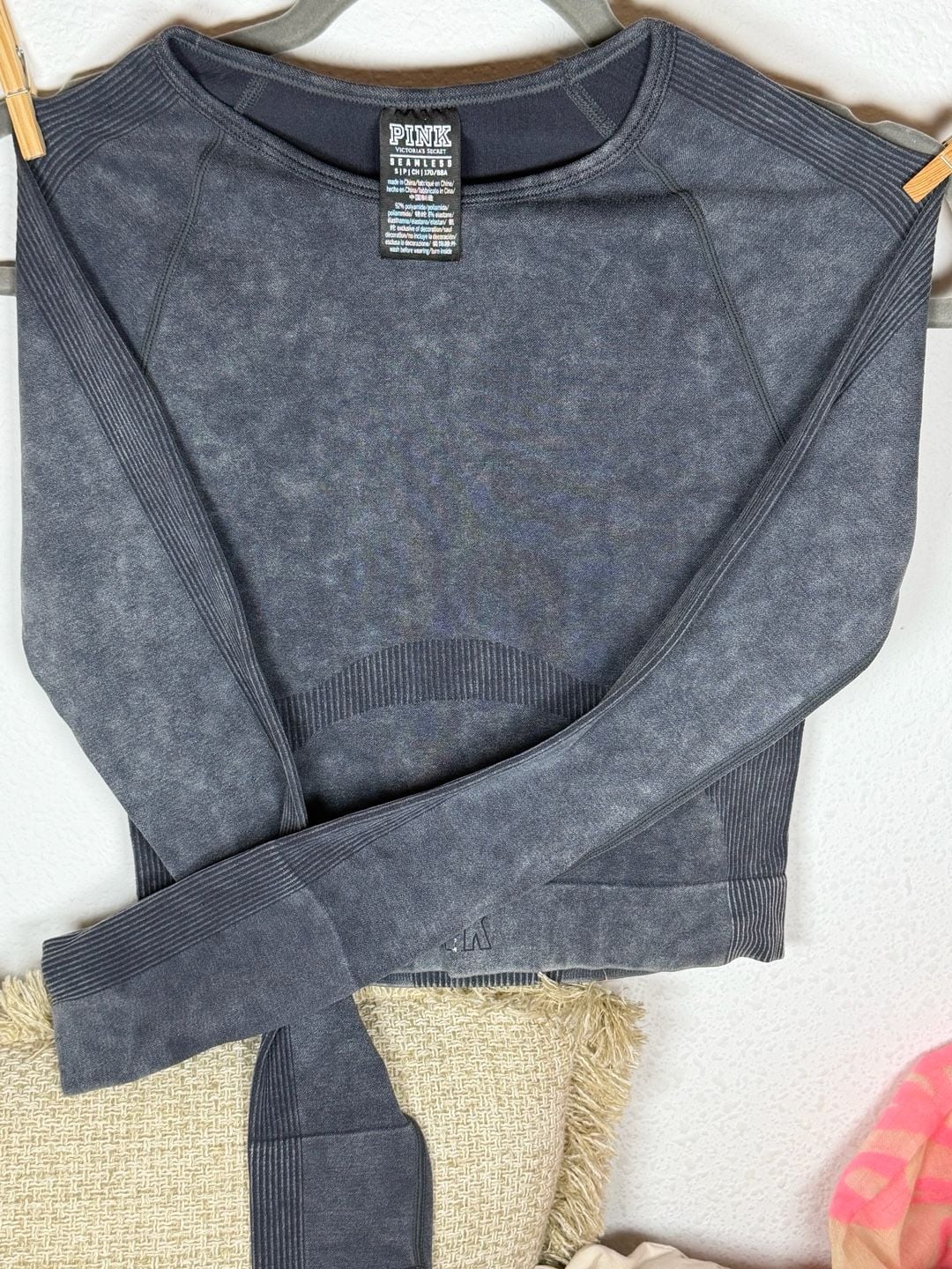 Victoria's Secret Pink Seamless Workout Cropped Crew Grey Wash Womens XS 1