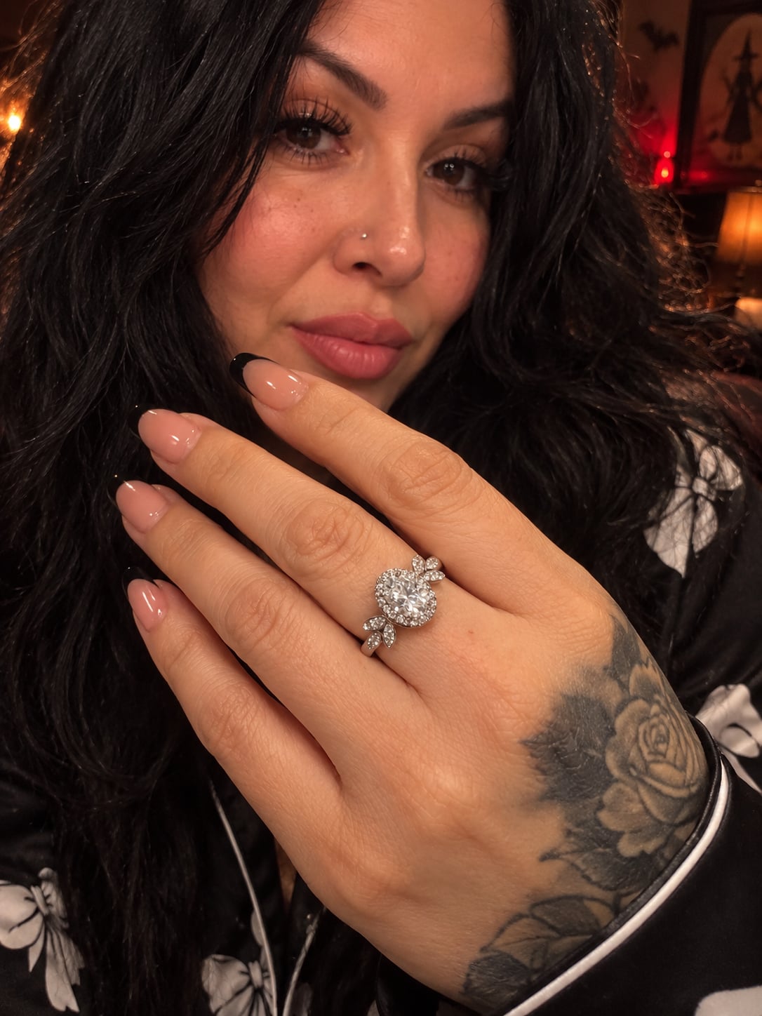 Oval Brilliant-Cut Moissanite Halo Ring with Pavé Leaf/Vine Accents 1 ct. BNWT
2