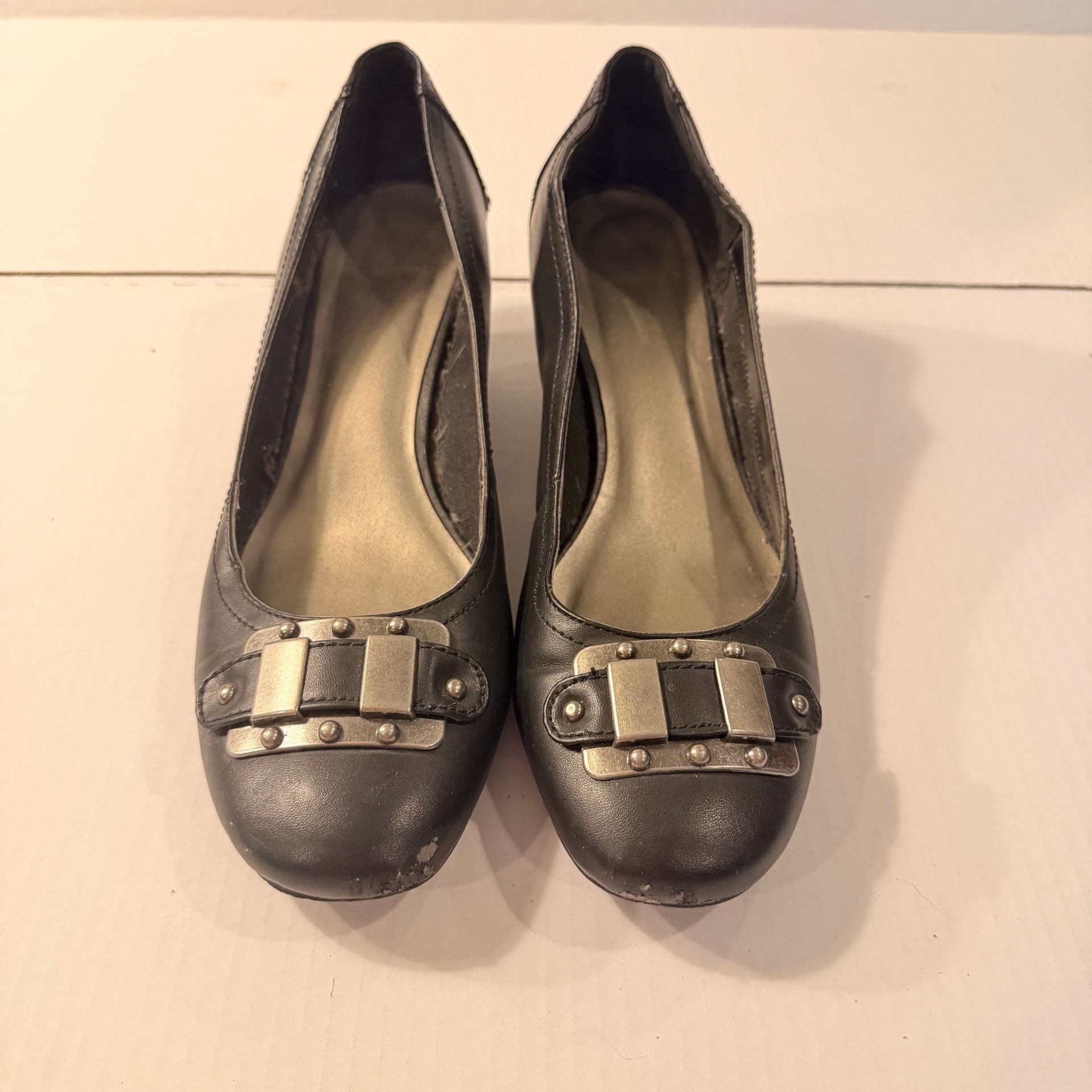 Black Wedge Shoes Silver Buckle Details 2