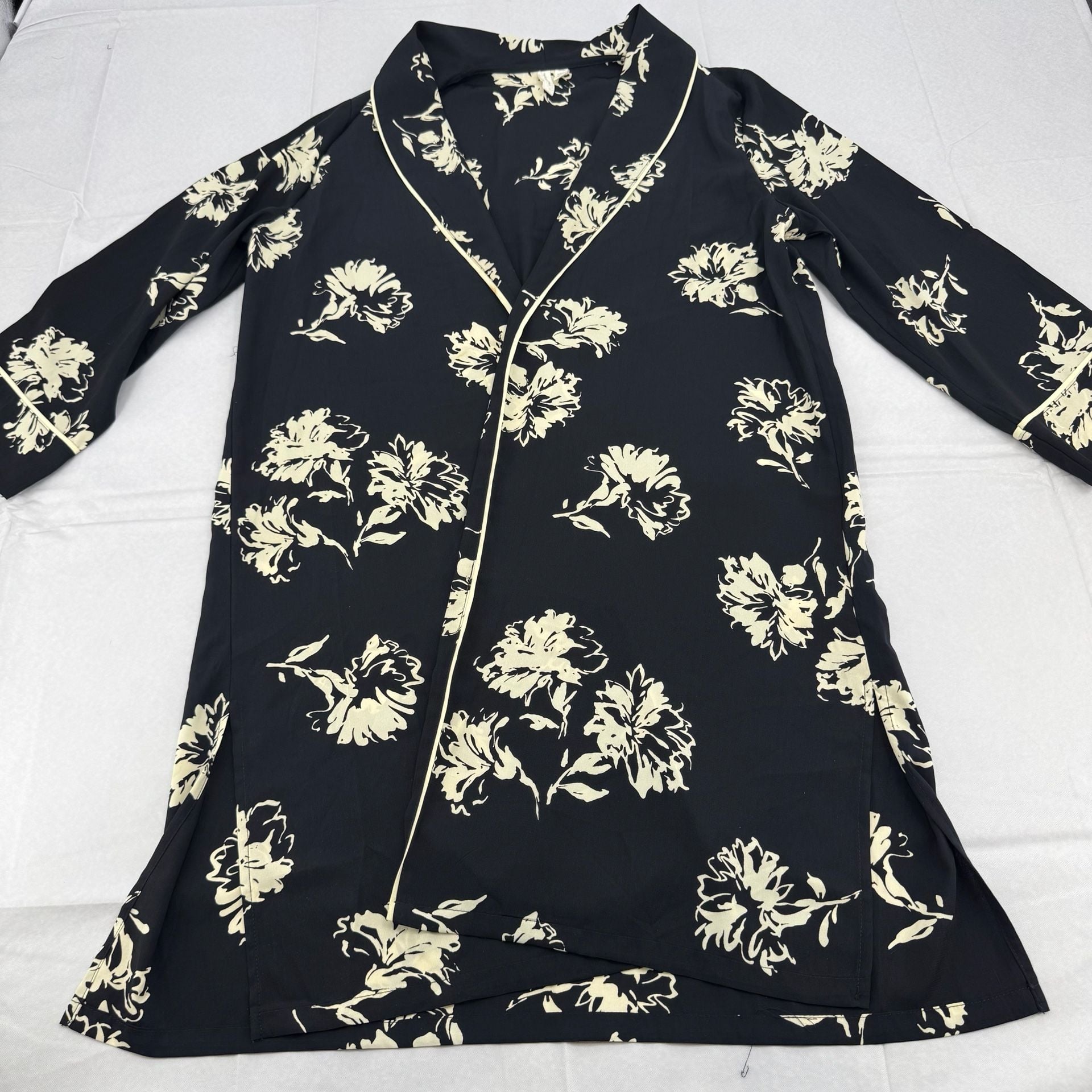 Treasure & Bond Floral Kimono Robe Size XS/S Black Ivory 2