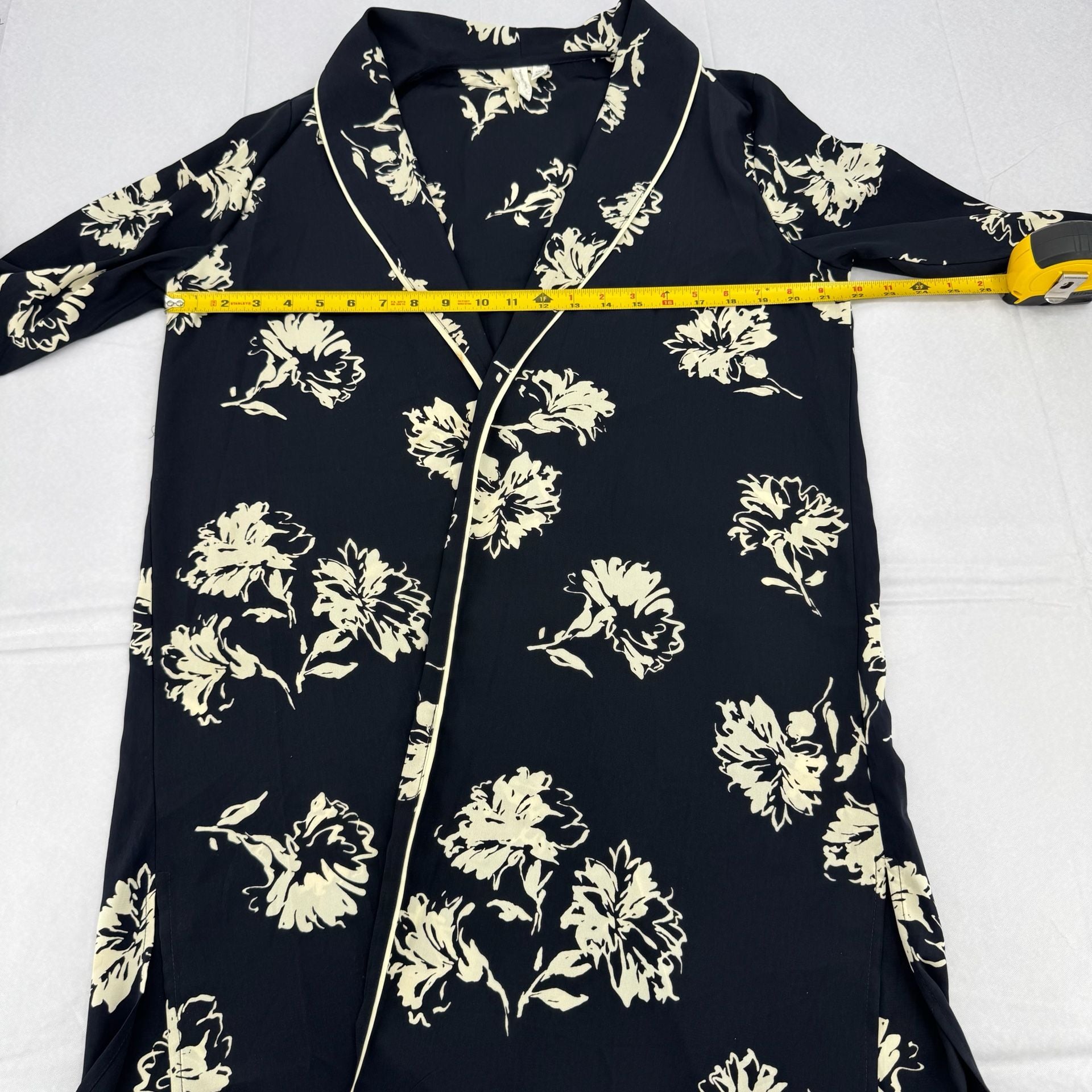 Treasure & Bond Floral Kimono Robe Size XS/S Black Ivory 5