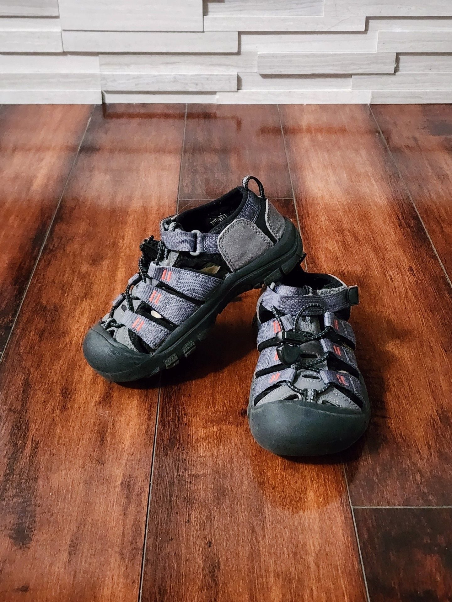 Keen Newport H2 Water Sandal Grey Black Orange 2