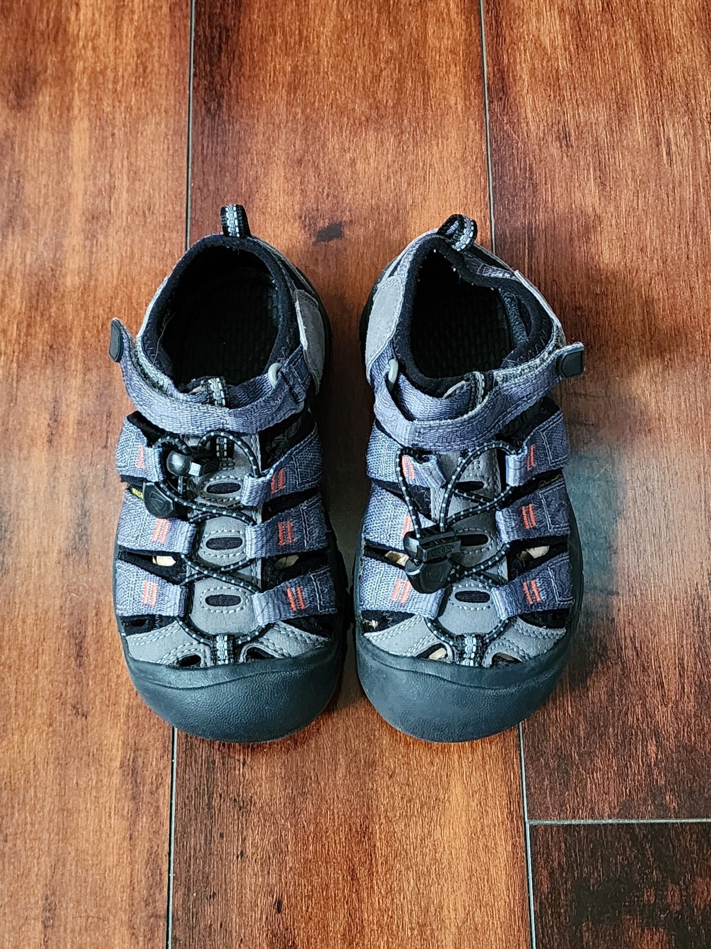 Keen Newport H2 Water Sandal Grey Black Orange 4