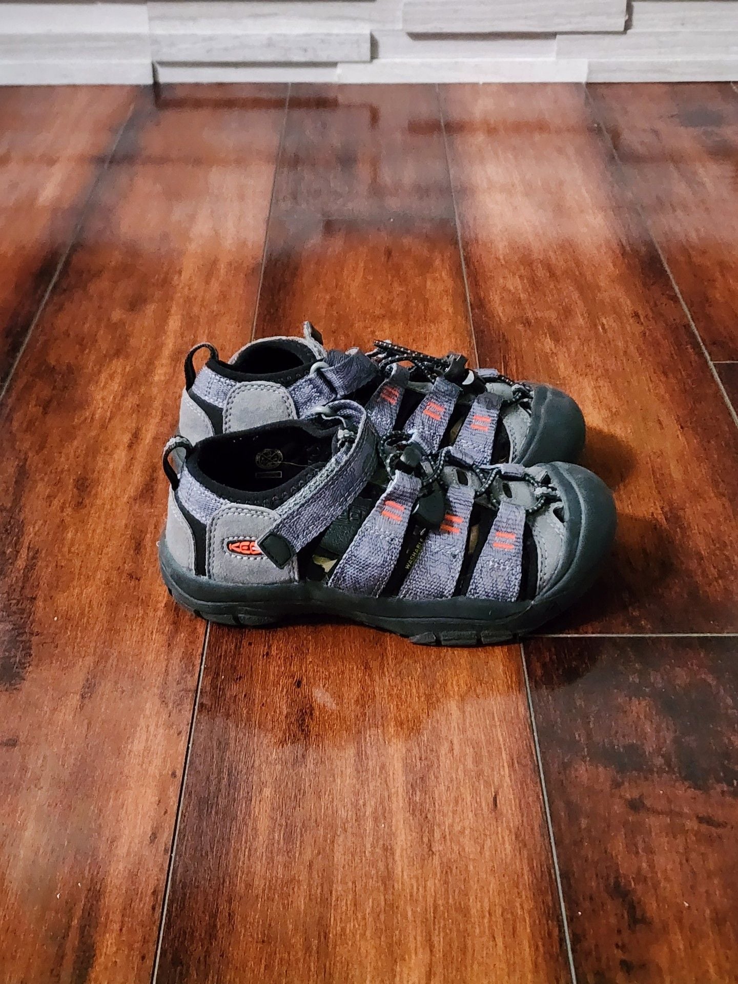 Keen Newport H2 Water Sandal Grey Black Orange 7