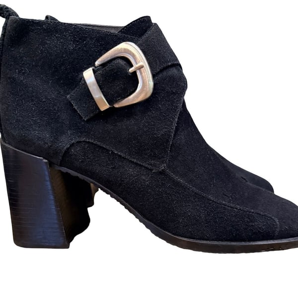 Hillard & Hanson Ankle Boots Size 8.5M Black Suede Buckle Block Heel