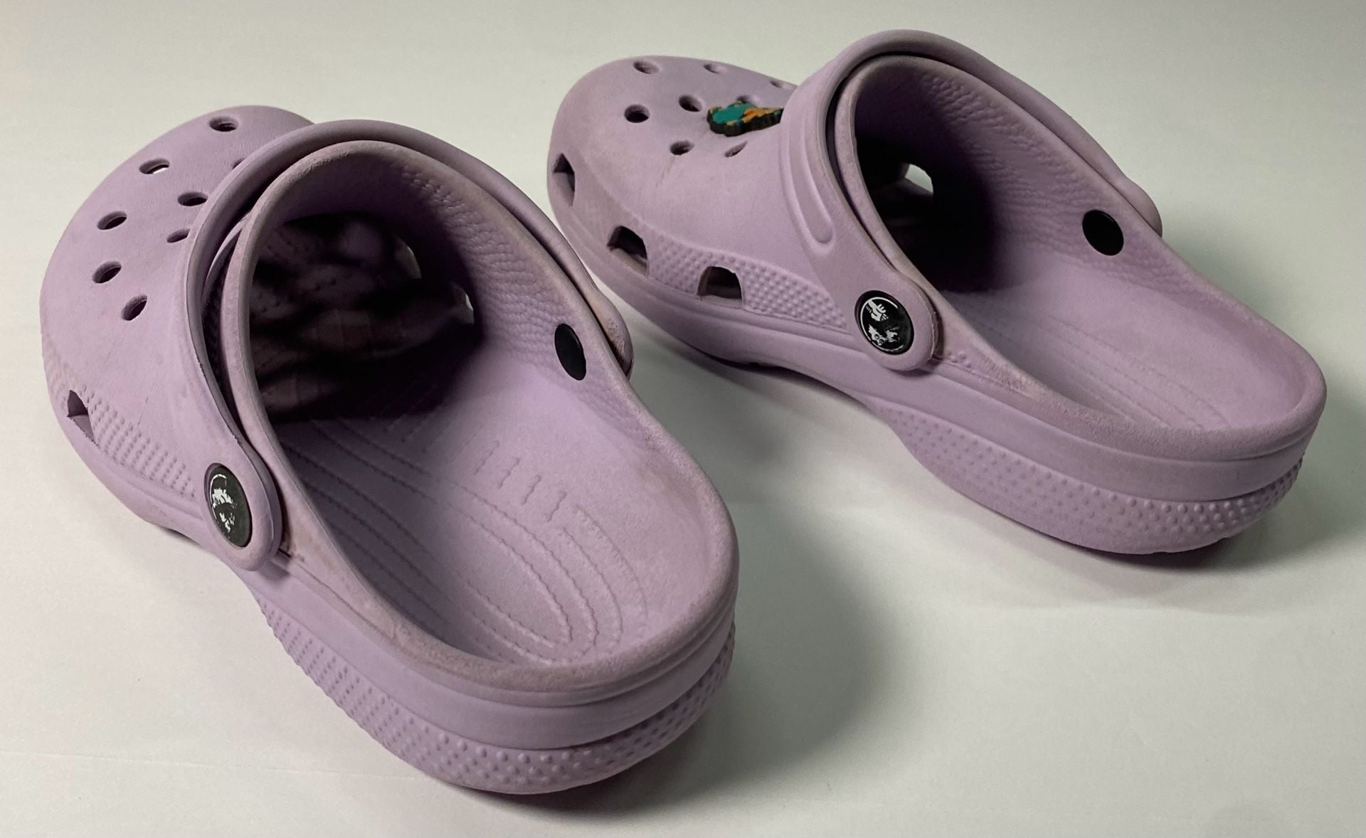 Crocs Classic Clog J1 Lavender Purple With Charms 4