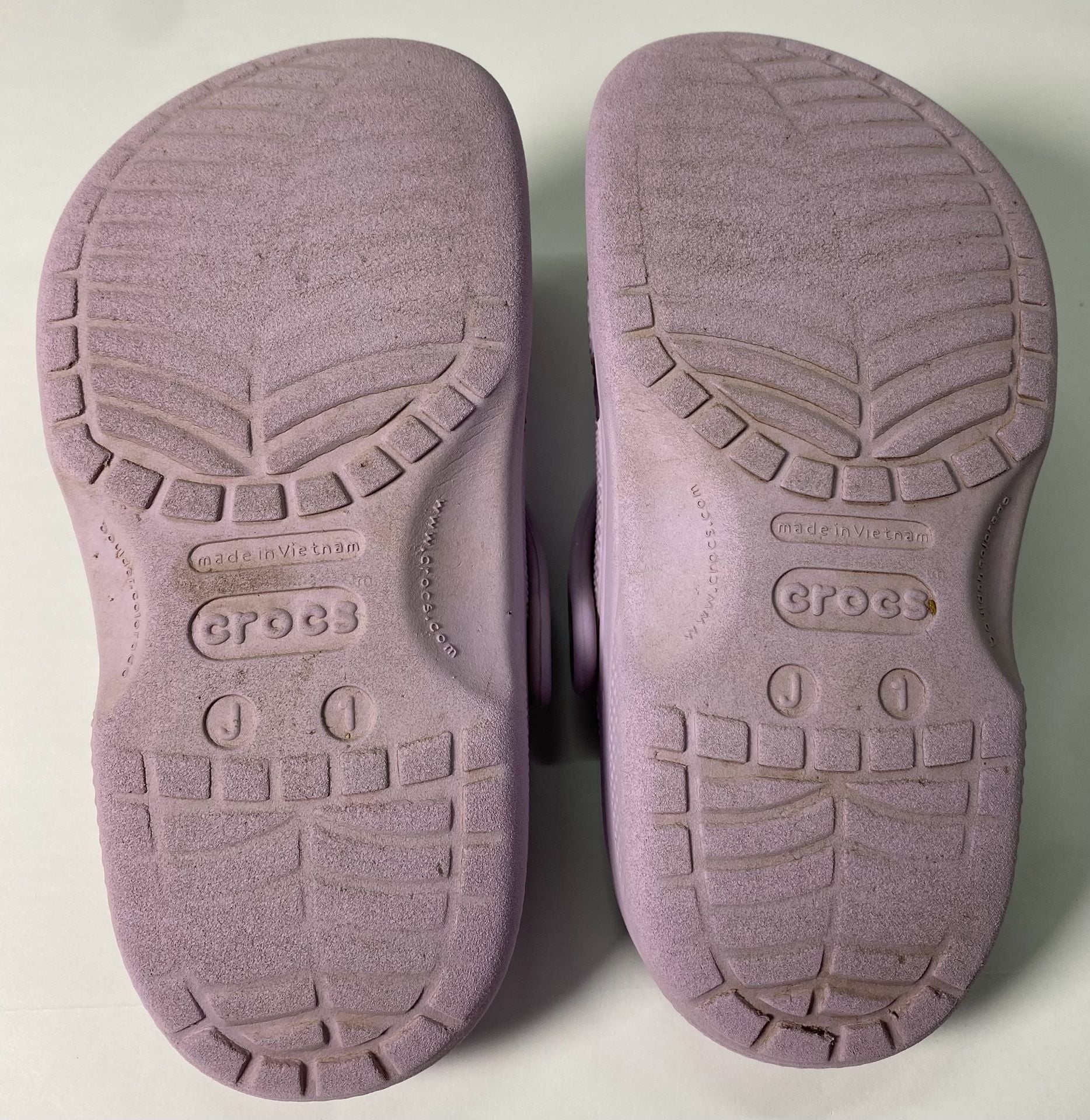 Crocs Classic Clog J1 Lavender Purple With Charms 7