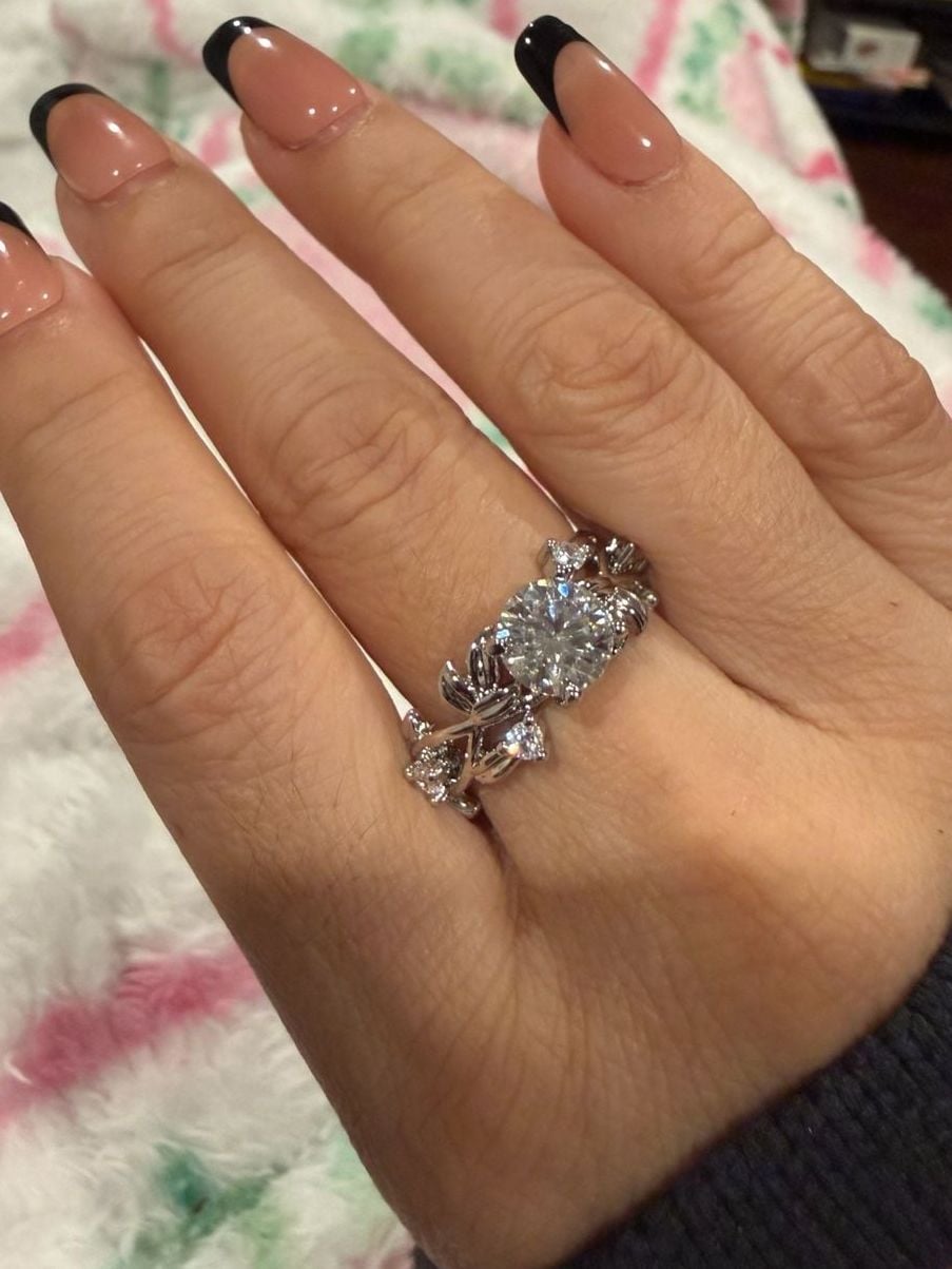 2.0 Carat Moissanite Ring Size 10 Sterling Silver 3