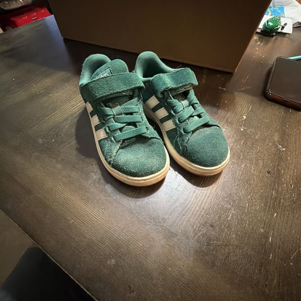 Adidas Grand Court 00s Shoes Kids Size 11K Green Suede Sneakers