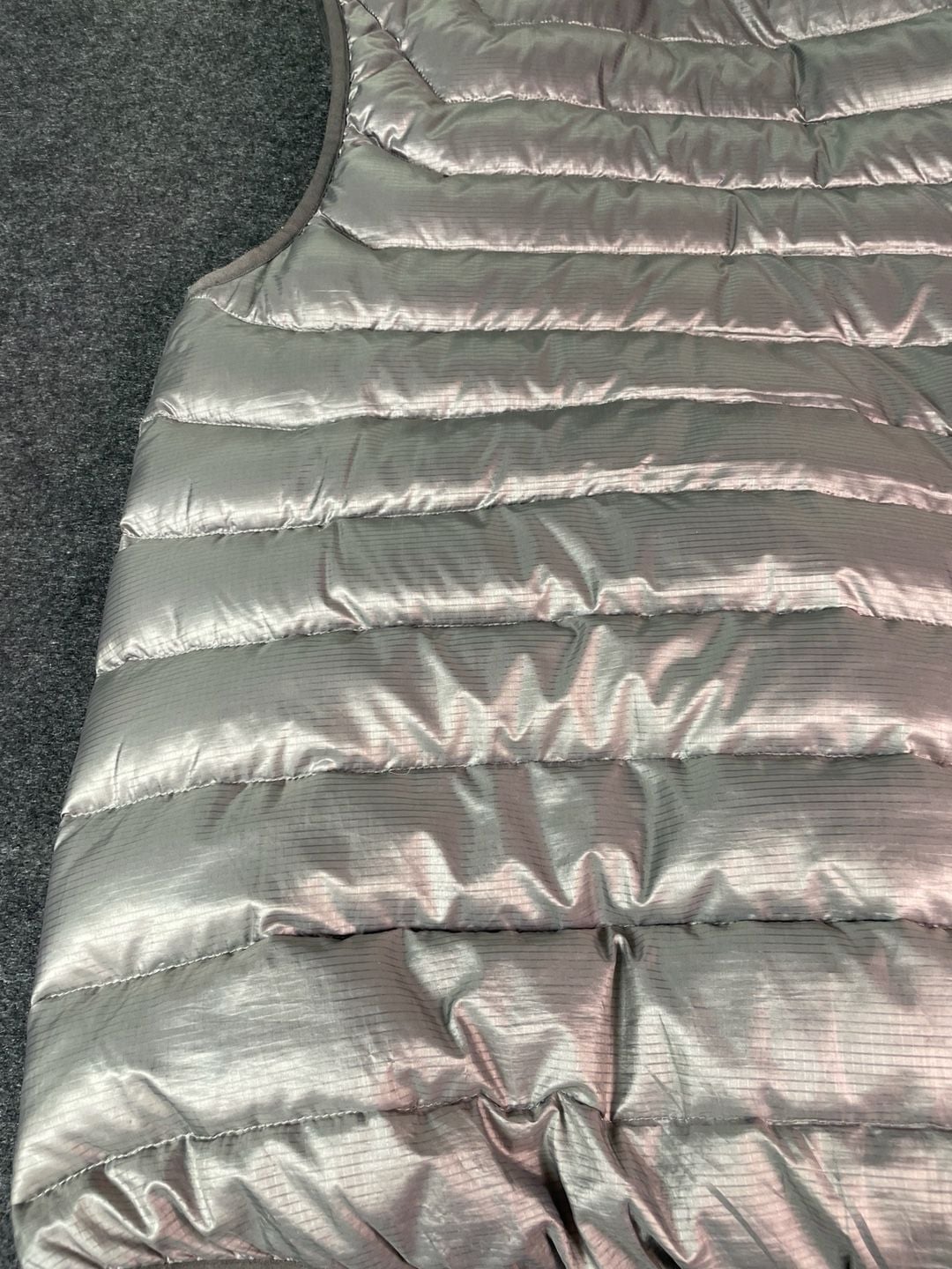 First Ascent Eddie Bauer Down Puffer Vest Size Large Grey Ripstop 11