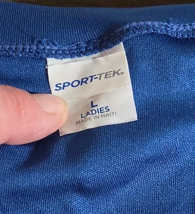 Sport-Tek San Diego Soccer Women Play Size L Long Sleeve 3