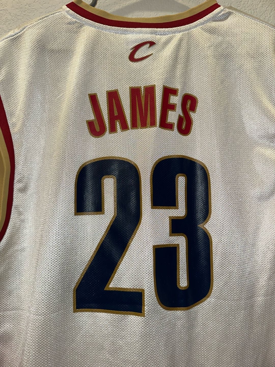 Vintage Reebok Cleveland Cavaliers #23 Lebron James jersey 5