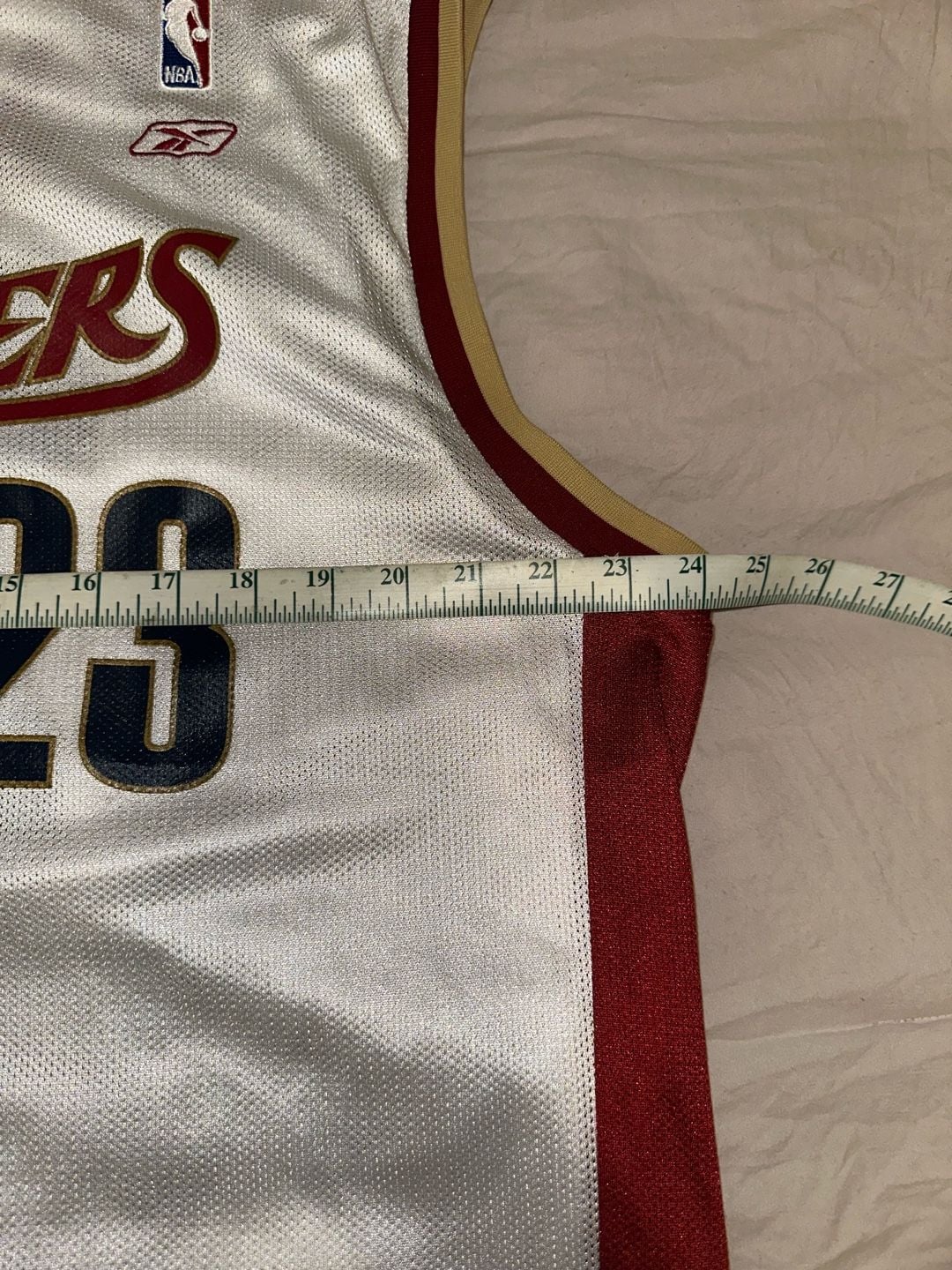 Vintage Reebok Cleveland Cavaliers #23 Lebron James jersey 9