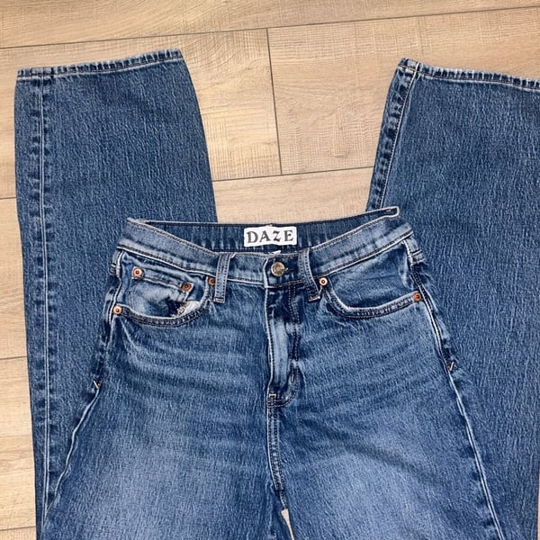 Daze Denim Tough Love Jeans Size 25 Blue Straight Leg