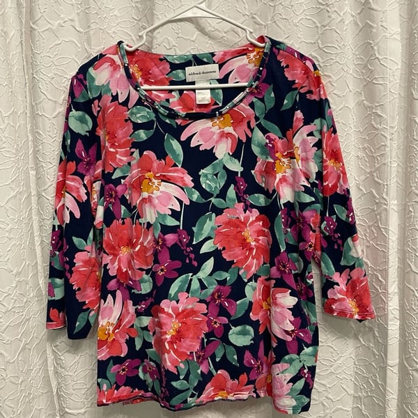 Alfred Dunner Floral Top Size L Navy Multi Cotton 3/4 Sleeve Beaded Neckline
