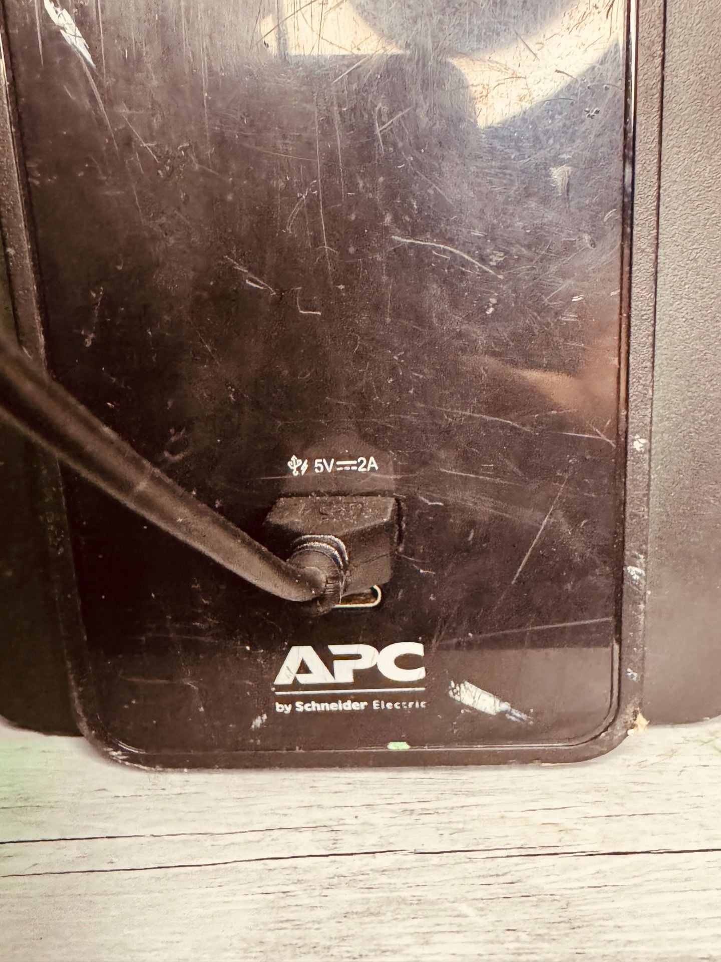 APC Back-UPS Battery Backup Surge Protector Power Supply Black Used 6