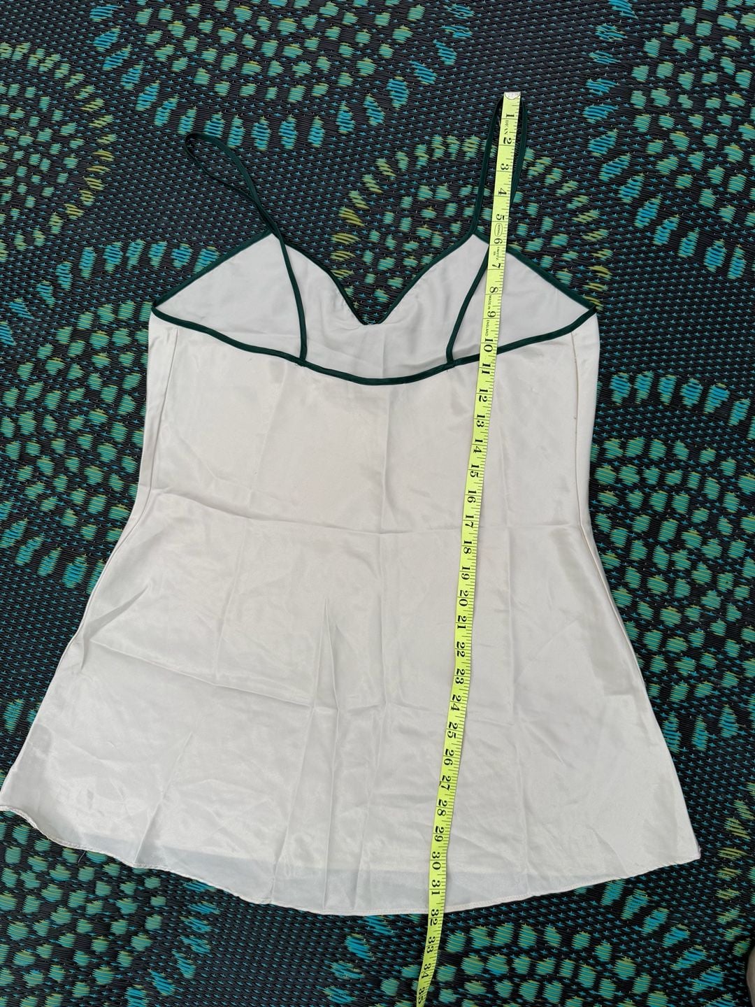 Wendy Ann Cami White Satin Green Trim Floral Applique 7