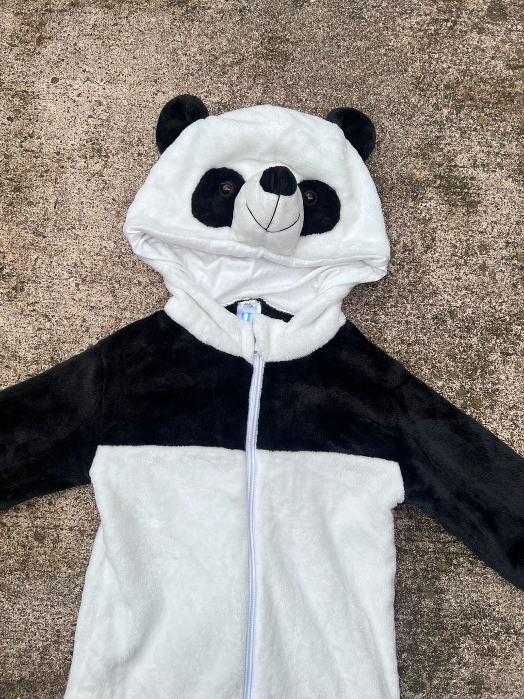 Z-ID Girl Plush Hooded Panda Bear One-Piece Costume Size 18-24 Months (1T-2T)
4