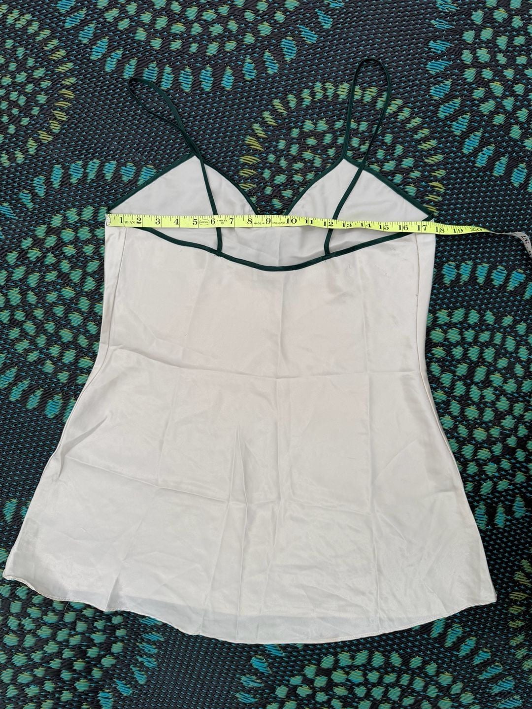 Wendy Ann Cami White Satin Green Trim Floral Applique 6