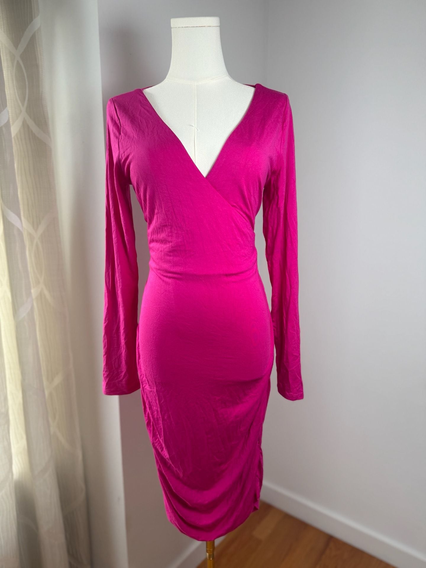 Halara Long Sleeve V-Neck Midi Dress Size L Fuchsia Pink Ruched Casual 1