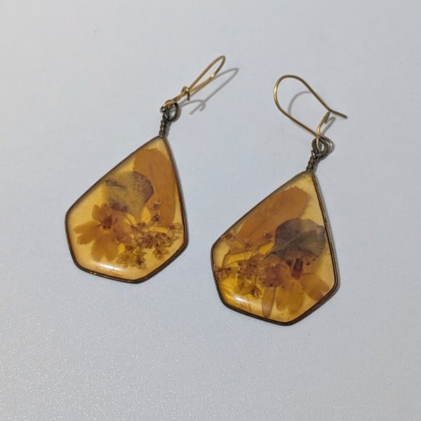 Handmade Earrings Pressed Flower Resin Drop Brass Wire Hook Botanical 