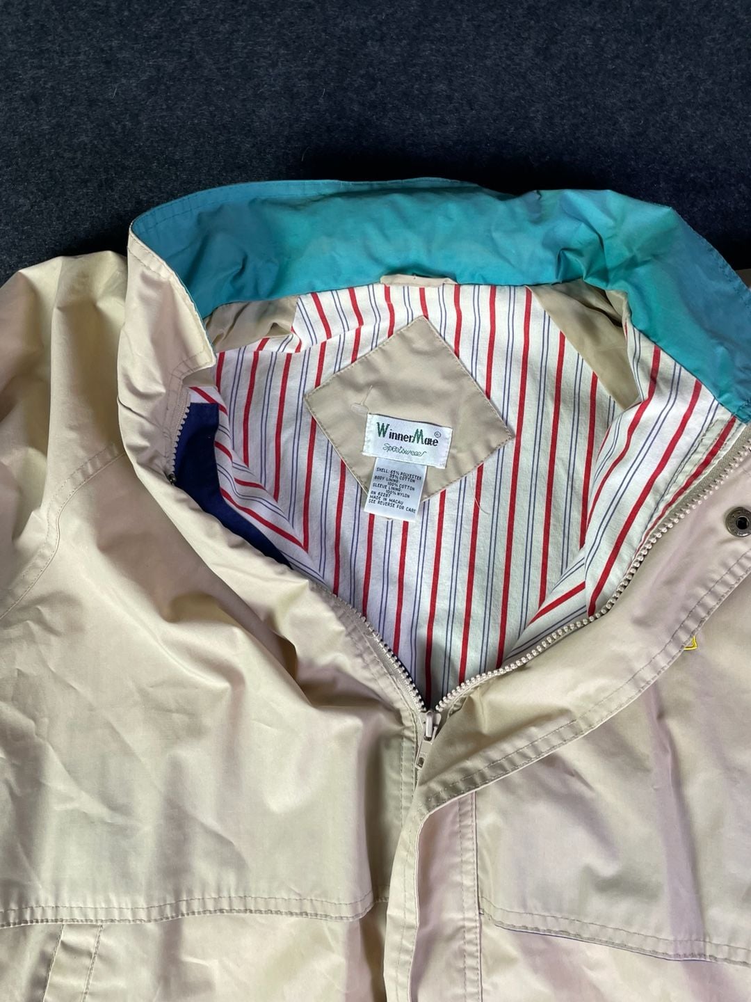 Winner's Edge Vintage Windbreaker Jacket Tan Striped Lining 7