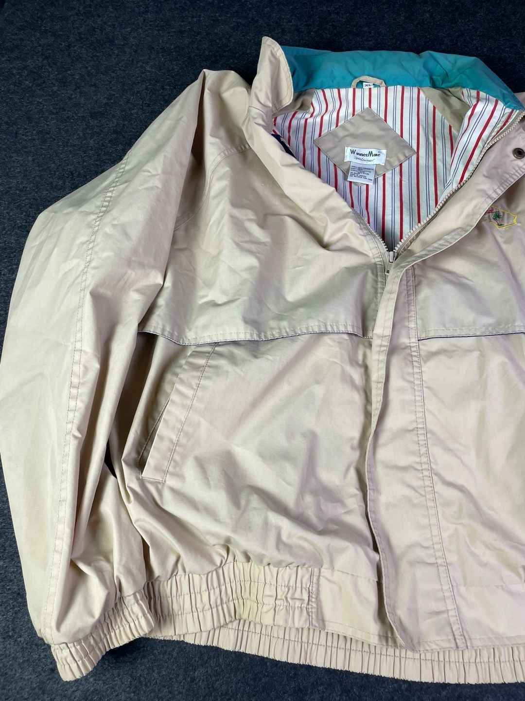Winner's Edge Vintage Windbreaker Jacket Tan Striped Lining 8