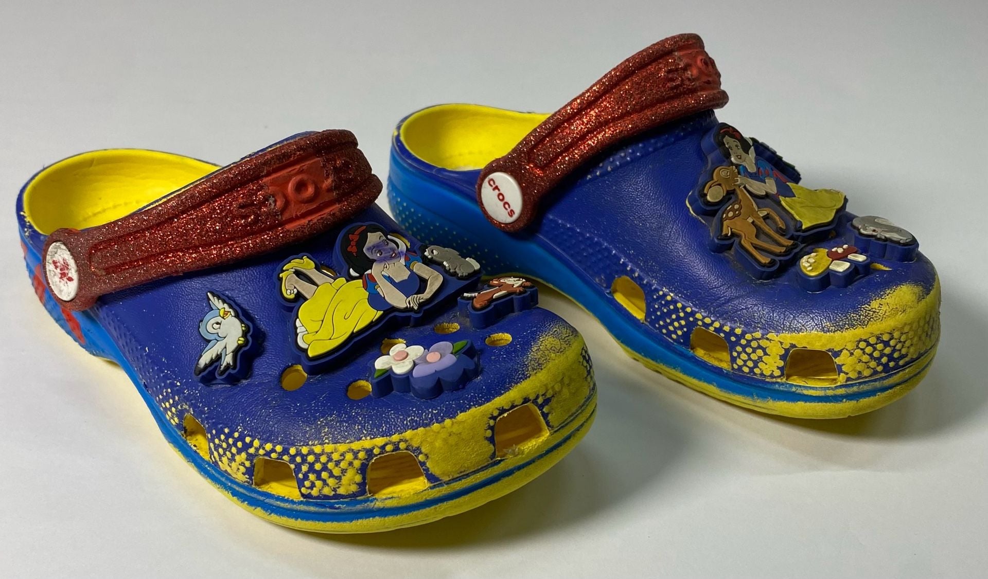 Crocs Disney Snow White Classic Clog Size C 11 Blue Red 2