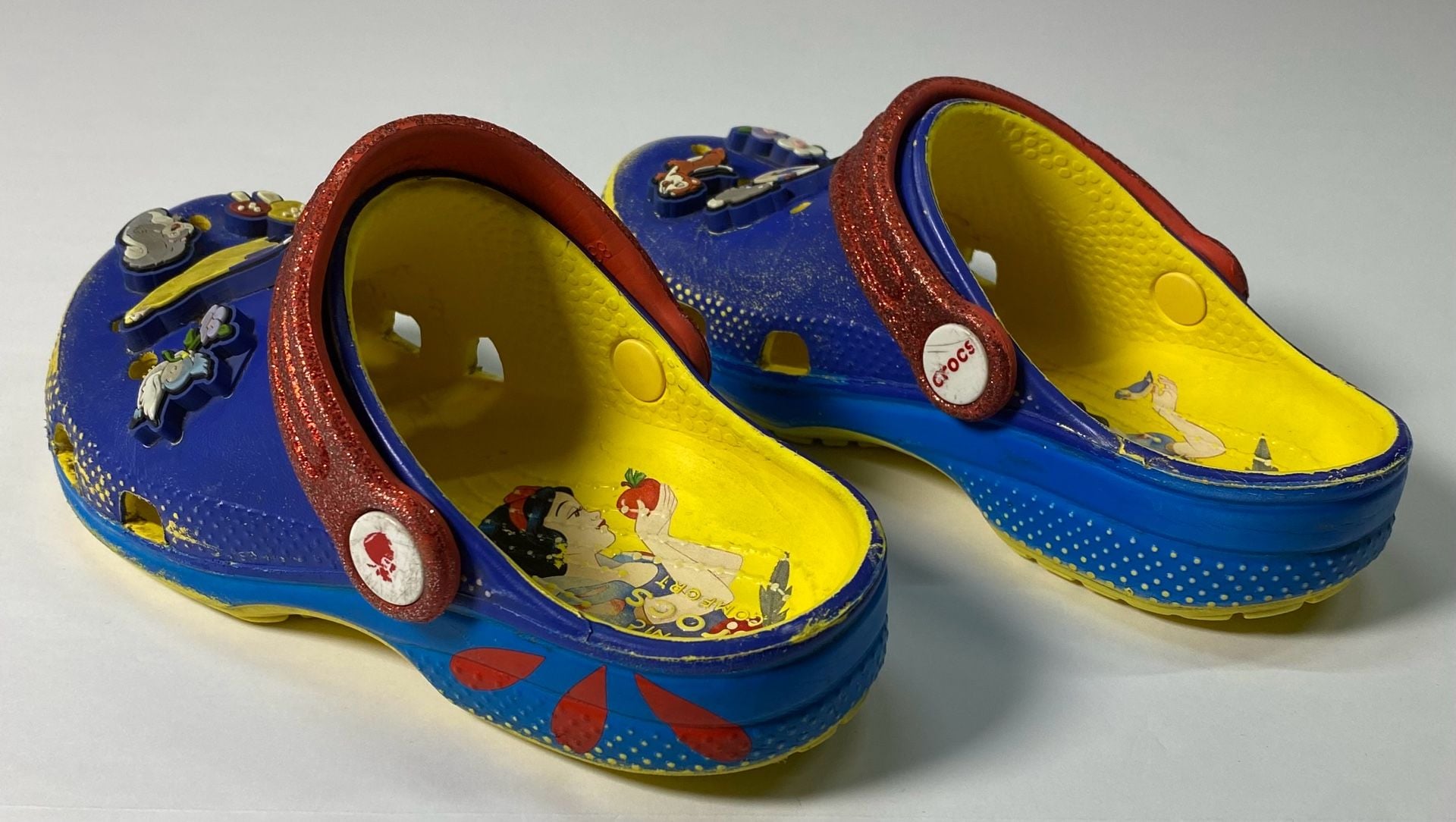 Crocs Disney Snow White Classic Clog Size C 11 Blue Red 3