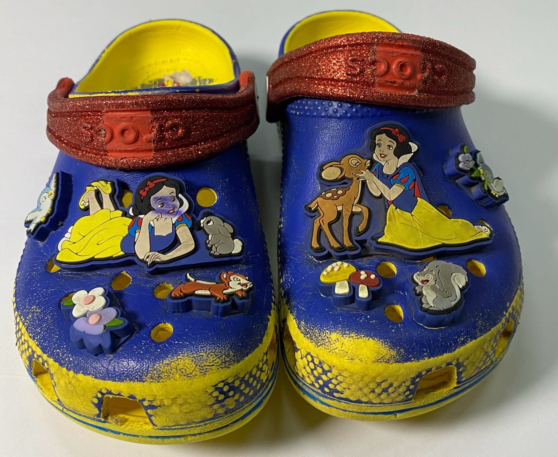 Crocs Disney Snow White Classic Clog Size C 11 Blue Red 5