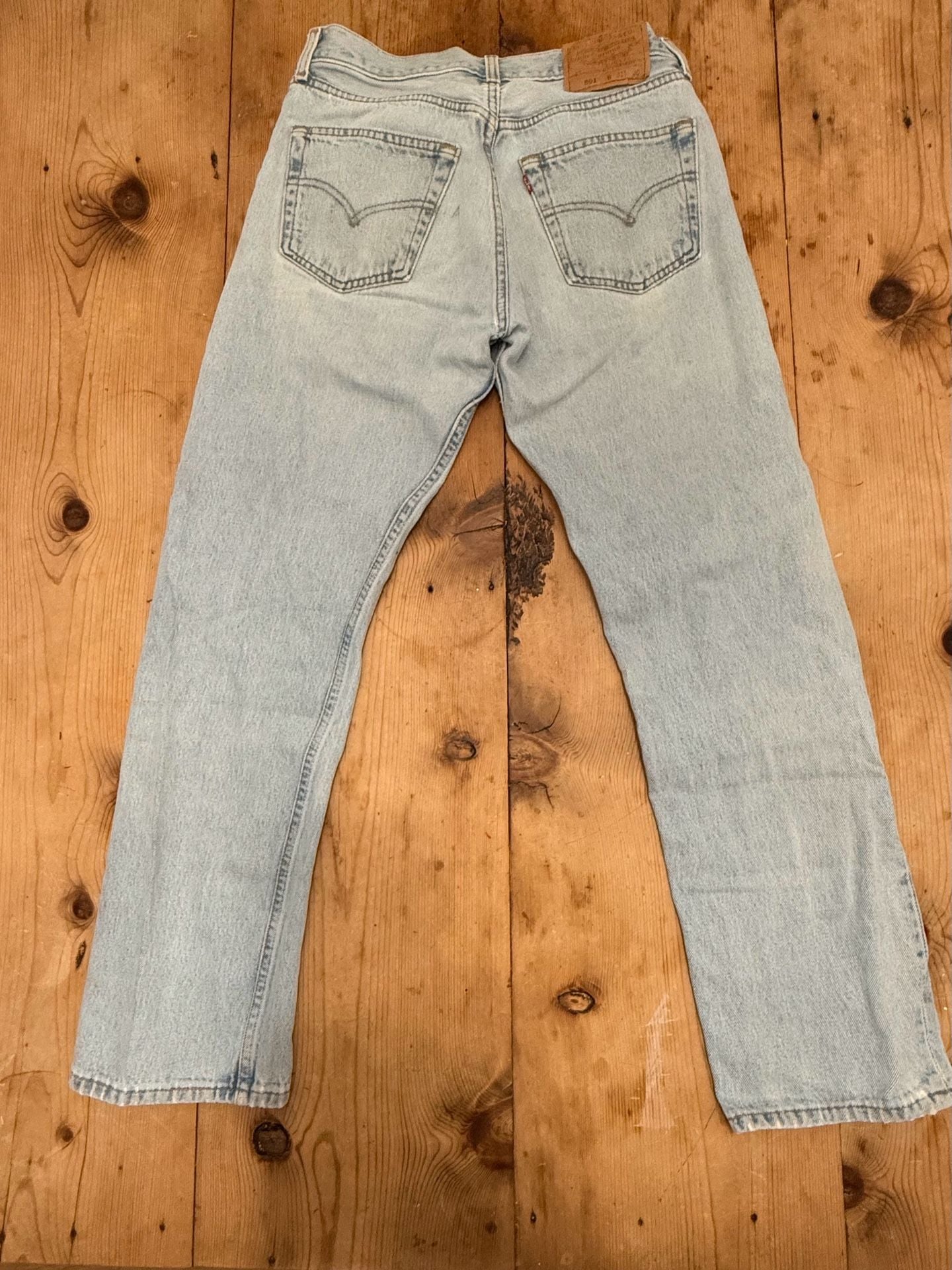 Vintage 1998 Levi's 501 Made in USA Light Wash Jeans - Size W31 L30 3