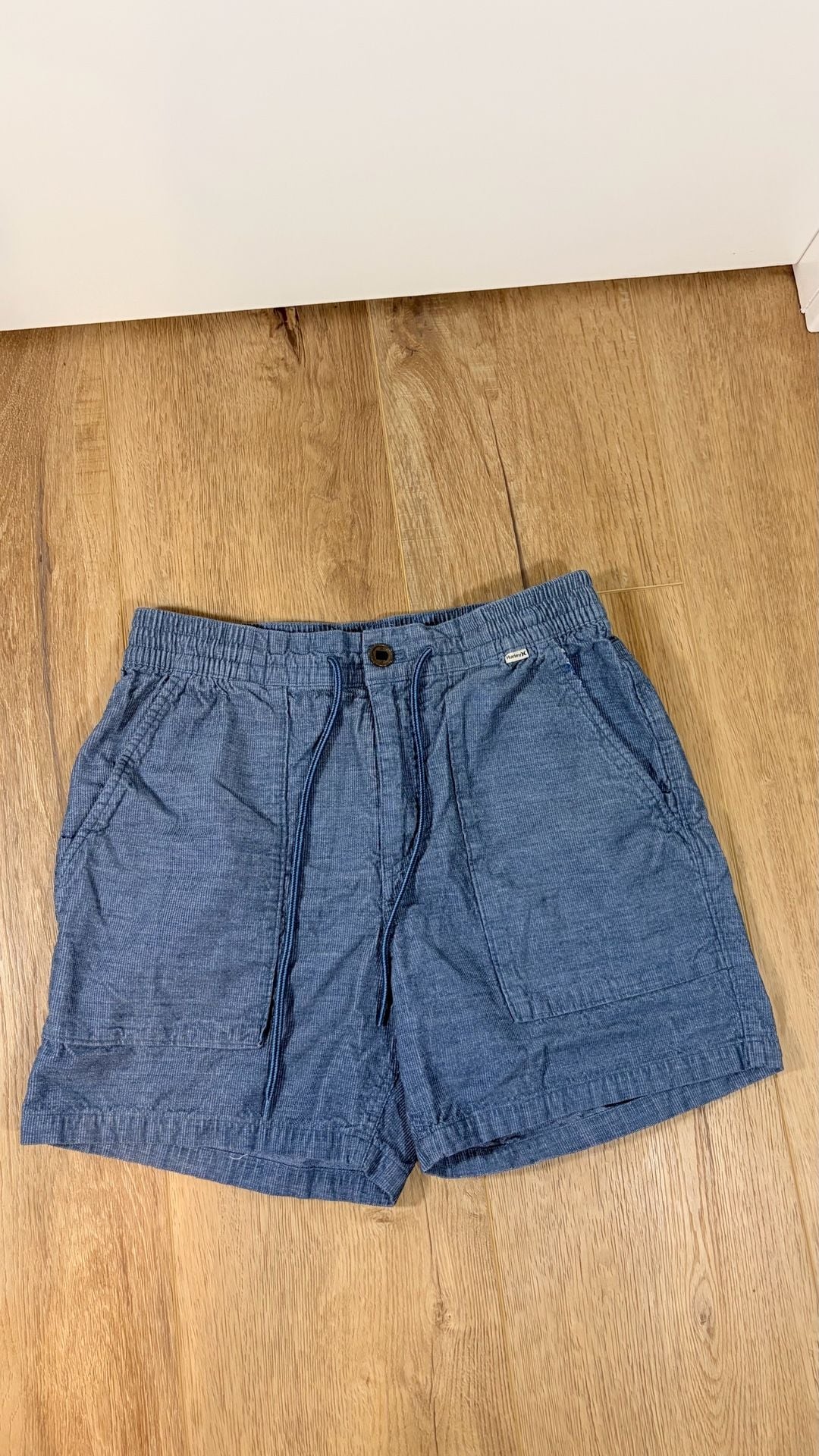 Hurley Shorts Size M Blue Chambray Drawstring Utility 2