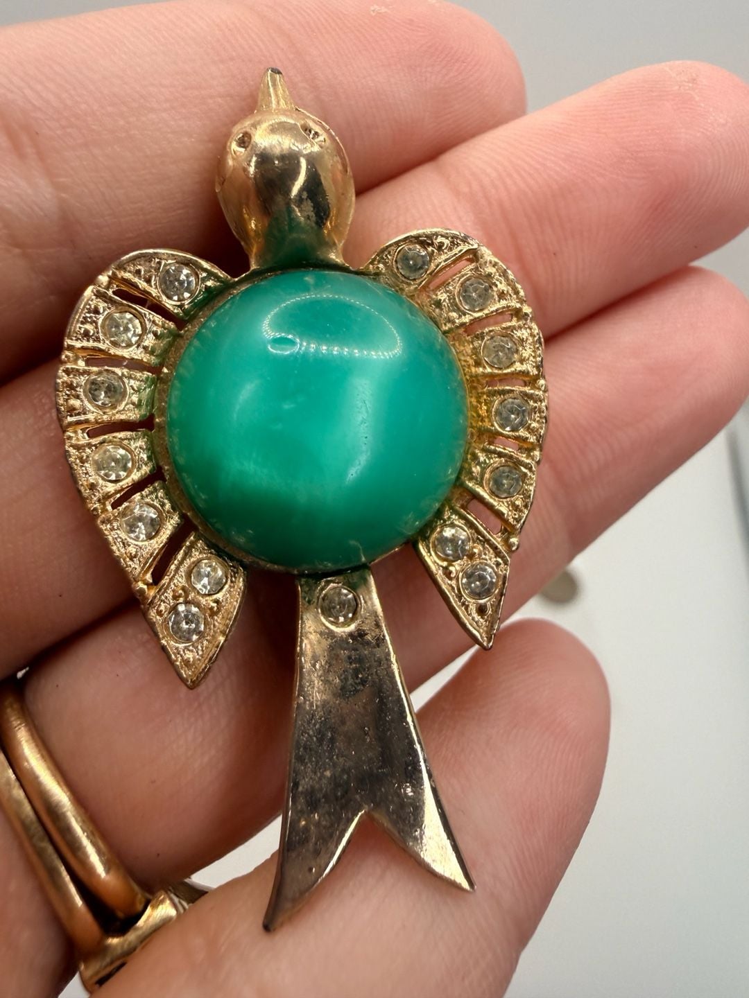 Vintage Gold Tone Green Jelly Belly Bird Brooch Pin 2