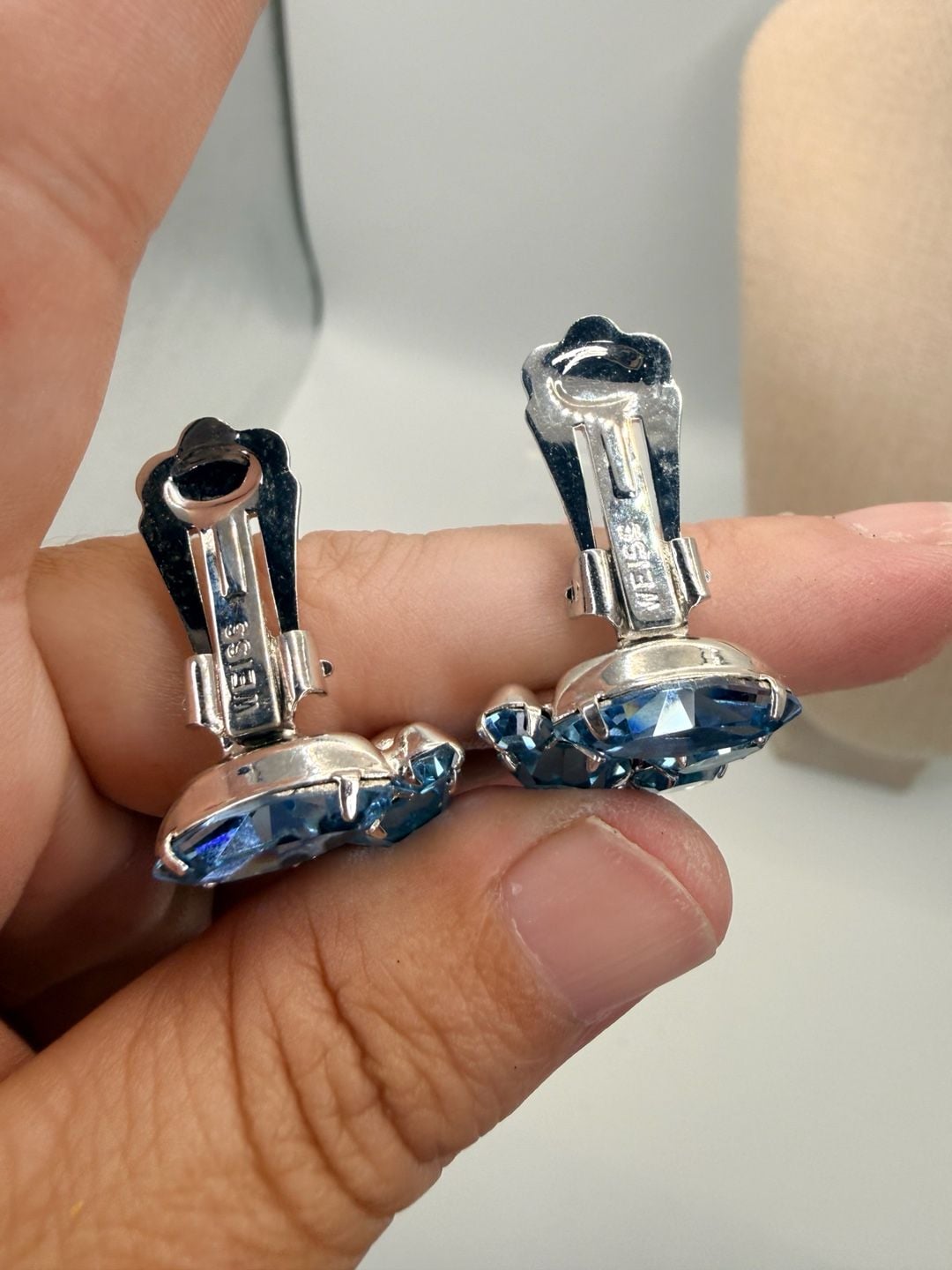 Product thumbnail 4