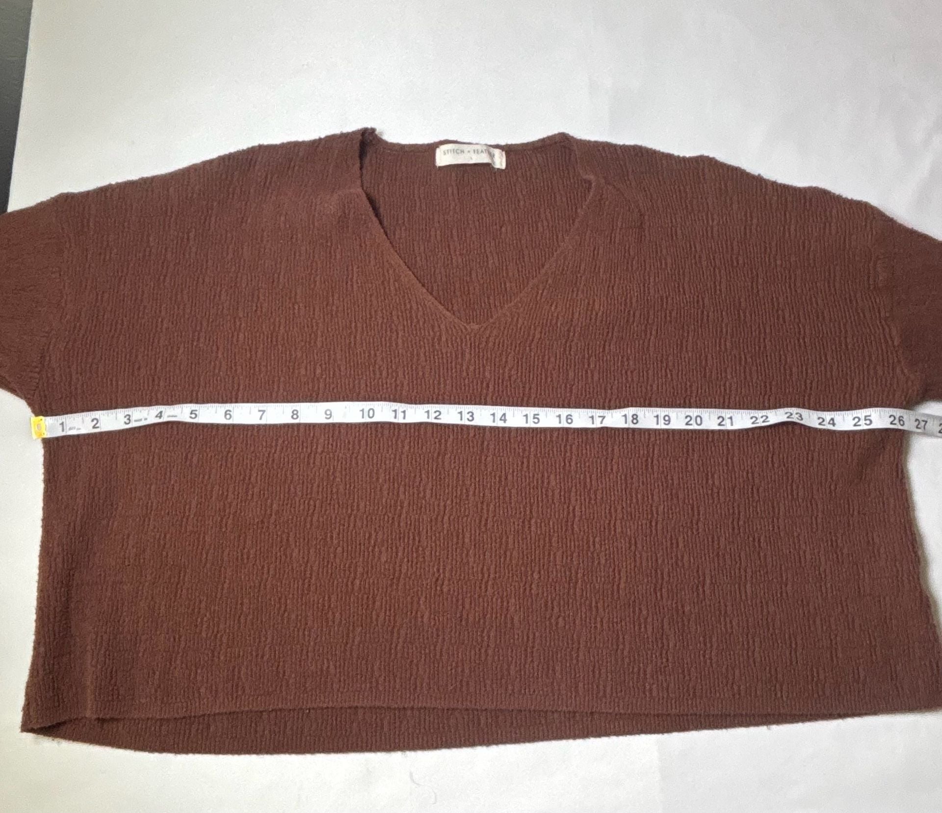 Stitch + Feather Textured V-Neck Sweater Size L Brown 6