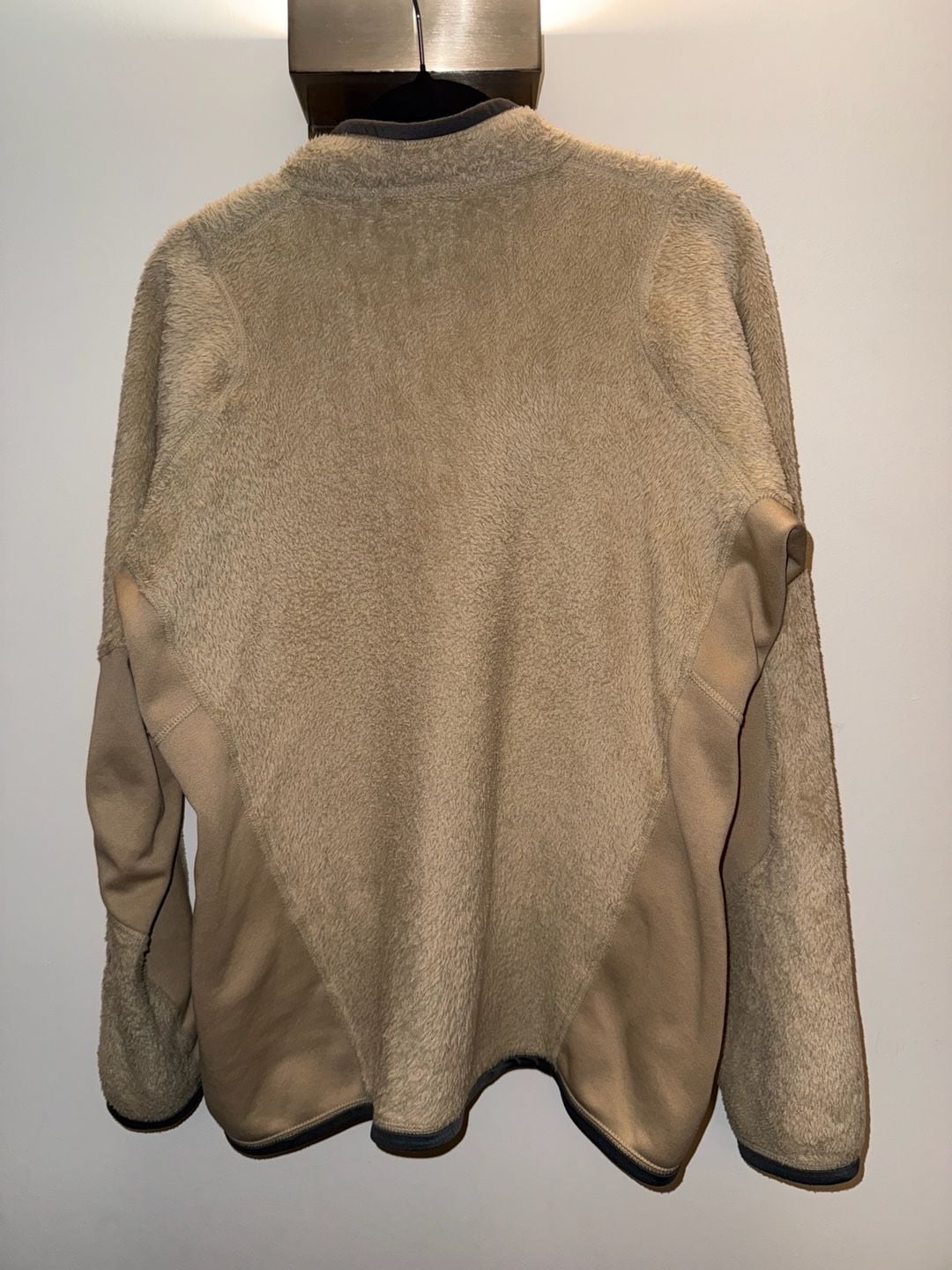 Patagonia R2 Jacket Size M Beige Polartec Full Zip Fleece 4