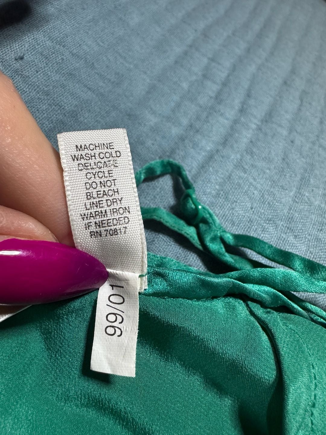 Y2K VTG Victoria's Secret 100% Silk green Cami And Shorts Set Size S 5