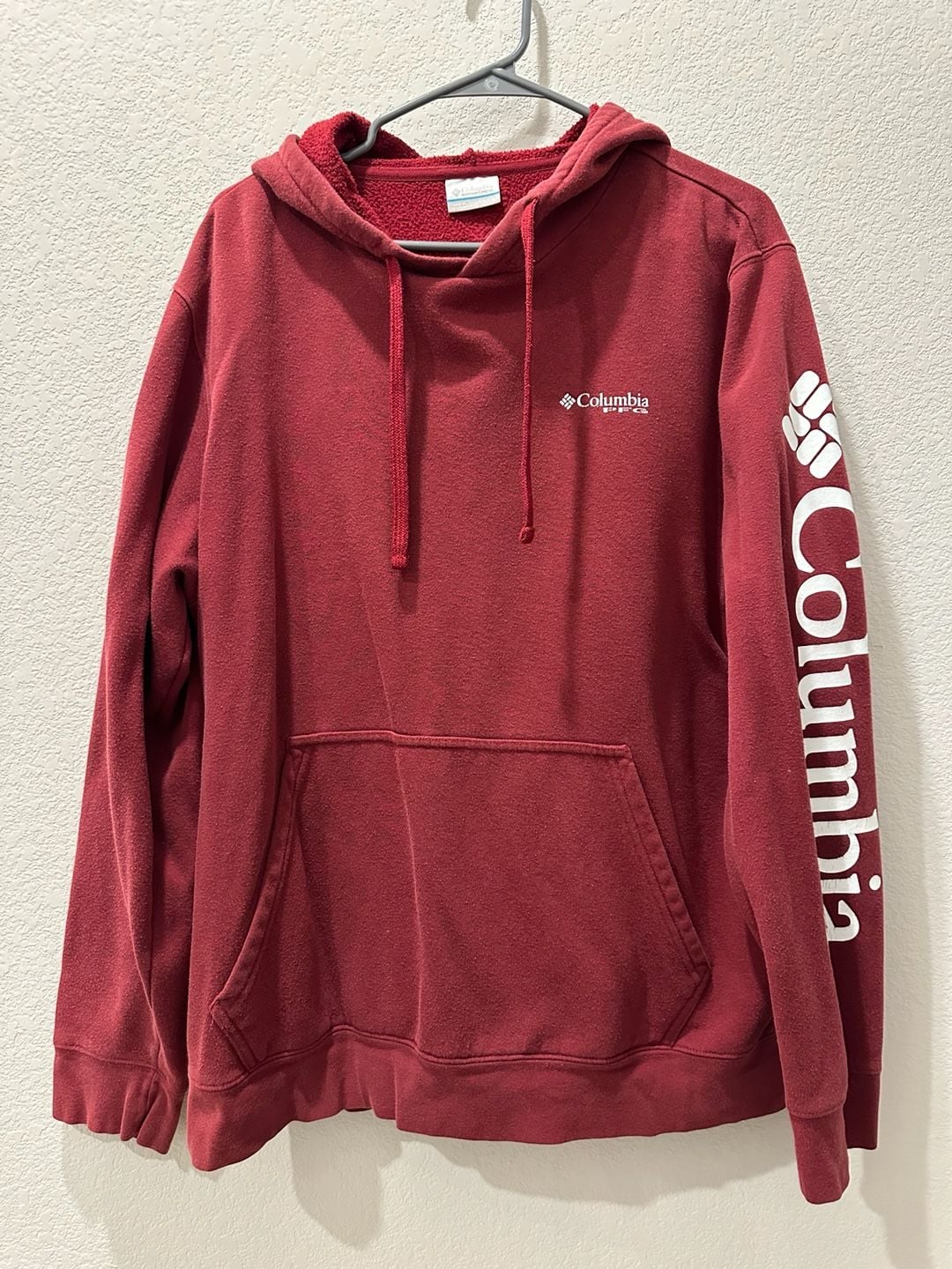 Columbia PFG Pullover Hoodie Size L Red Sleeve Logo 2