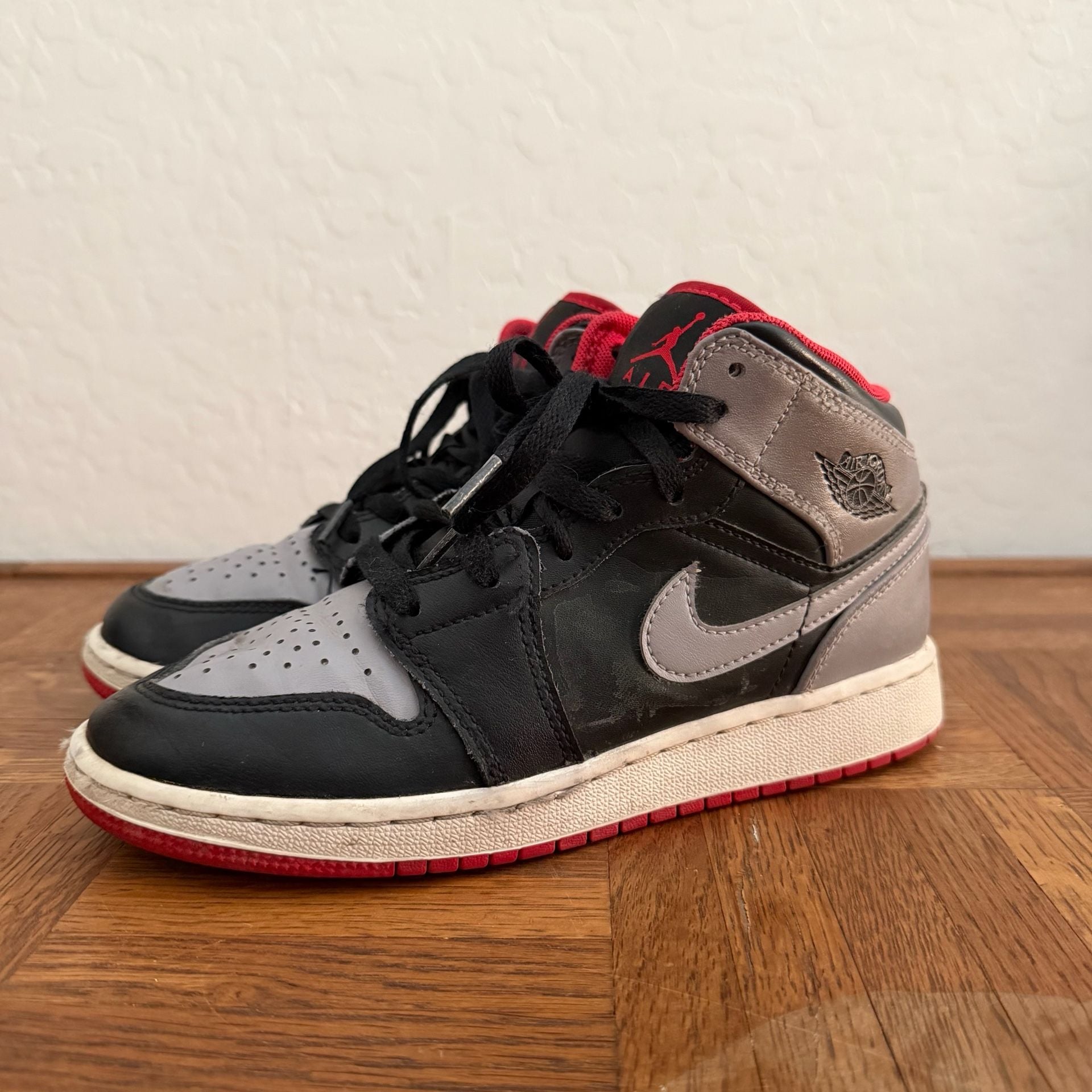 Nike Air Jordan 1 Mid Black Gym Red Medium Grey Sneakers 4Y 4