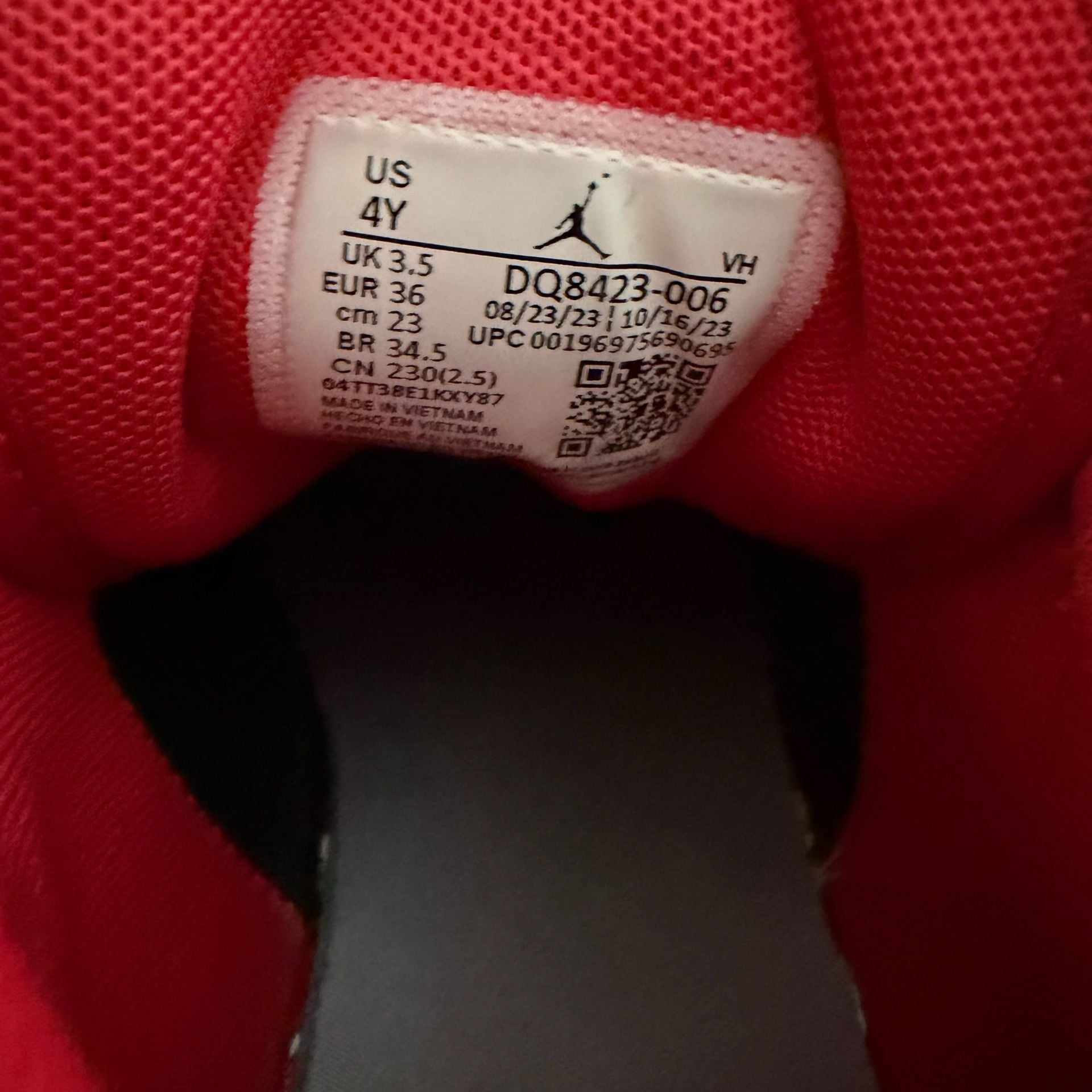 Nike Air Jordan 1 Mid Black Gym Red Medium Grey Sneakers 4Y 7