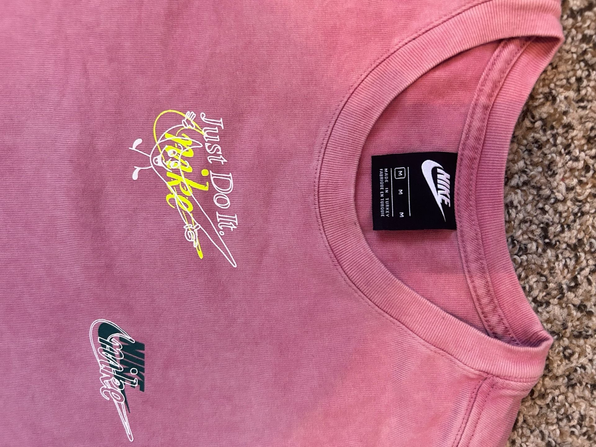 Nike Nsw Washed Drip T-Shirt Size M Pink Graphic 3
