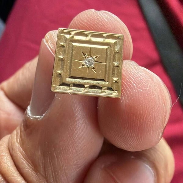 Vintage 14K Yellow Gold Diamond Square Lapel Pin Stick Pin