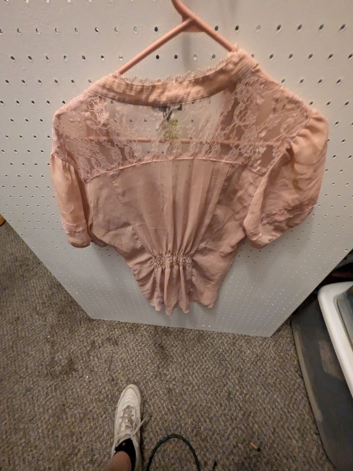 F.A.N.G Blouse Size L Pink Lace Ruffle Short Sleeve Button Front 3