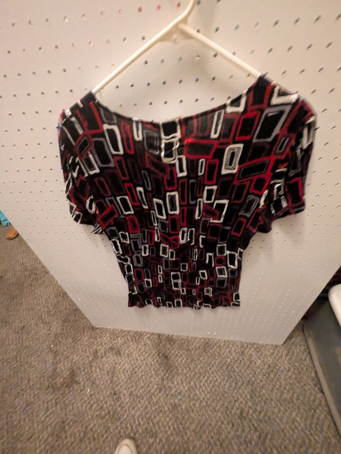 cable & gauge Blouse Size XL Geometric Print V-Neck Short Sleeve 5