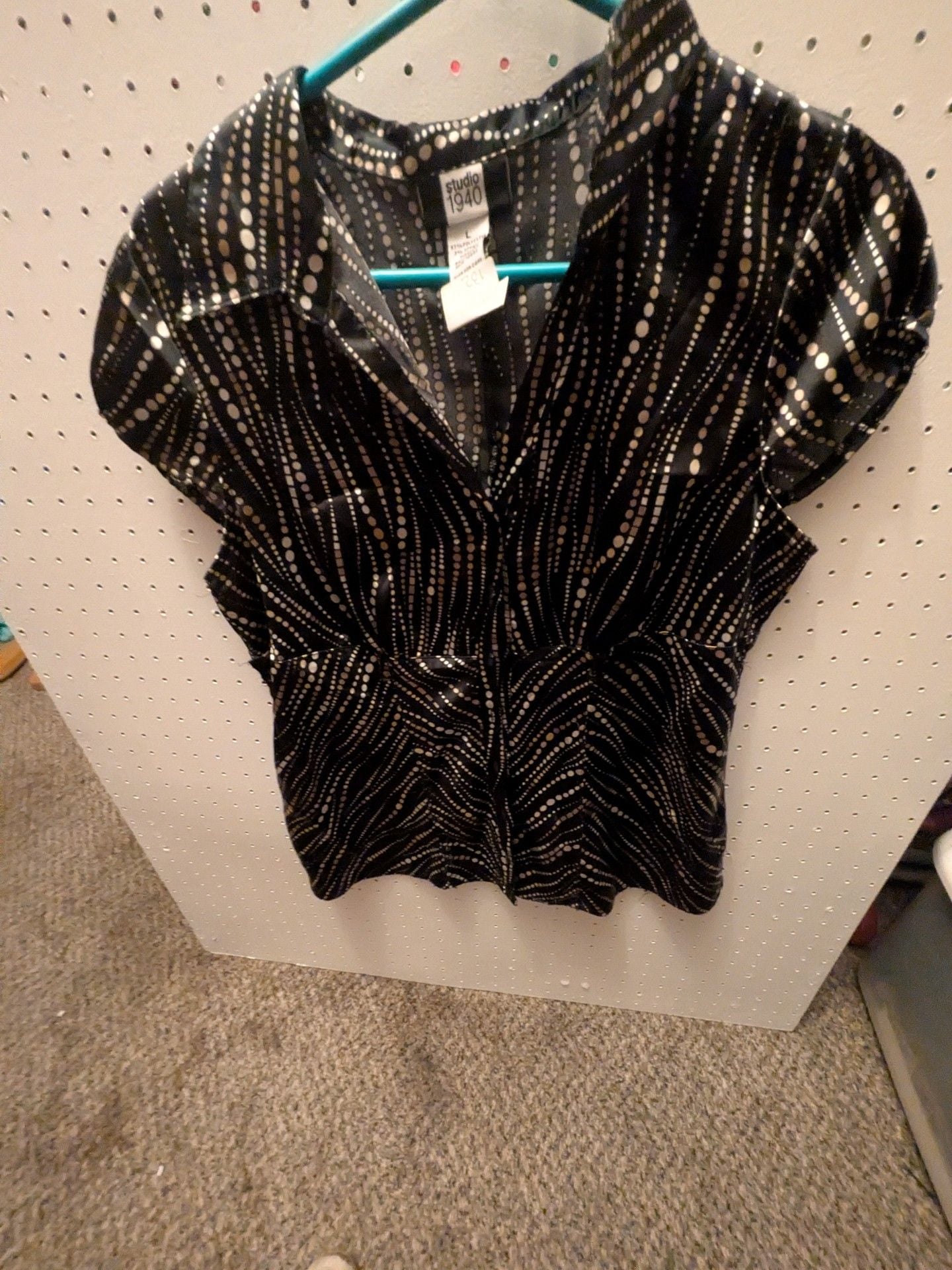 Studio 1940 Blouse Size L Black Gold Polka Dot V-Neck 2