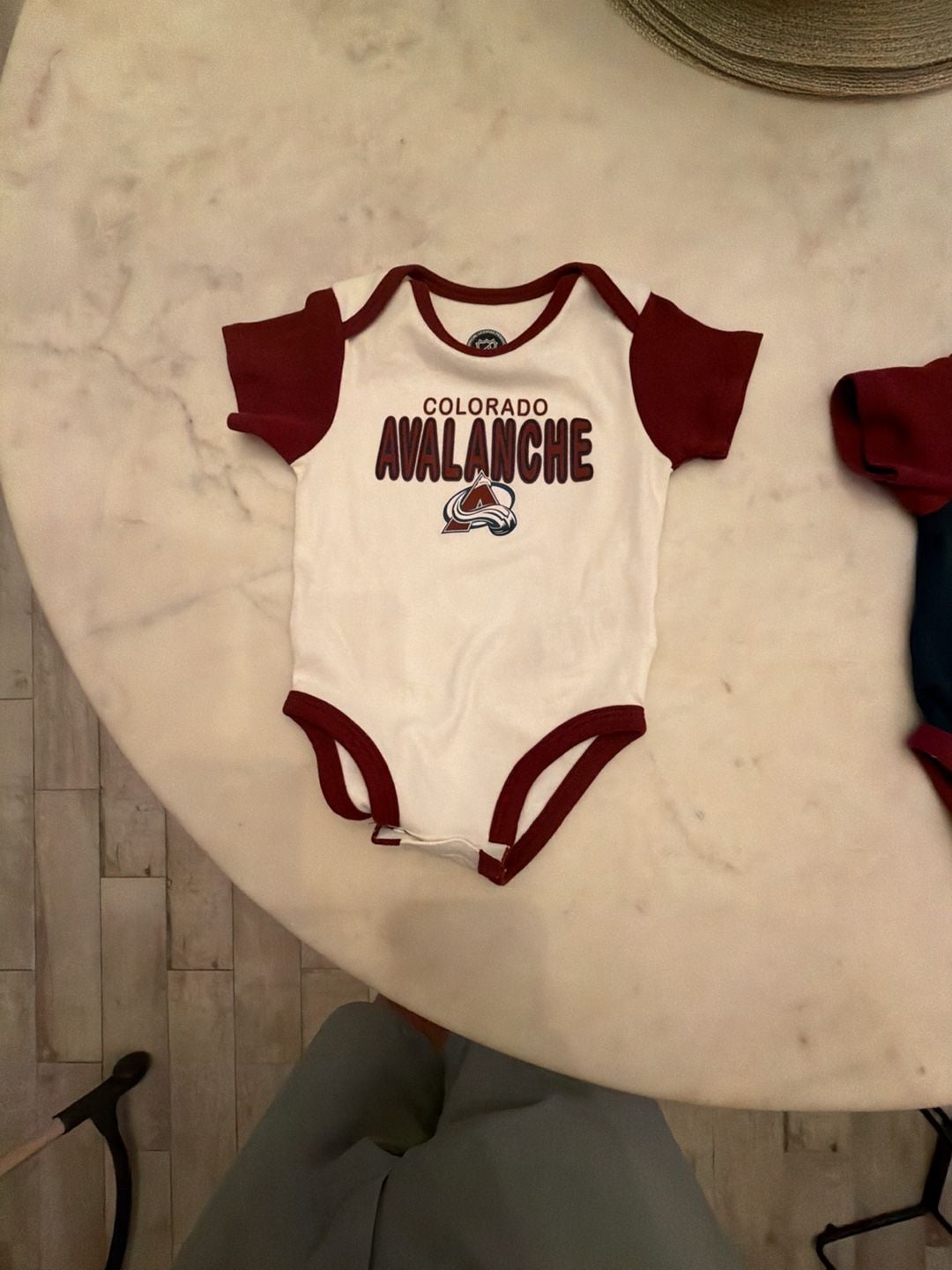NHL Colorado Avalanche Size 12M Bodysuit 2