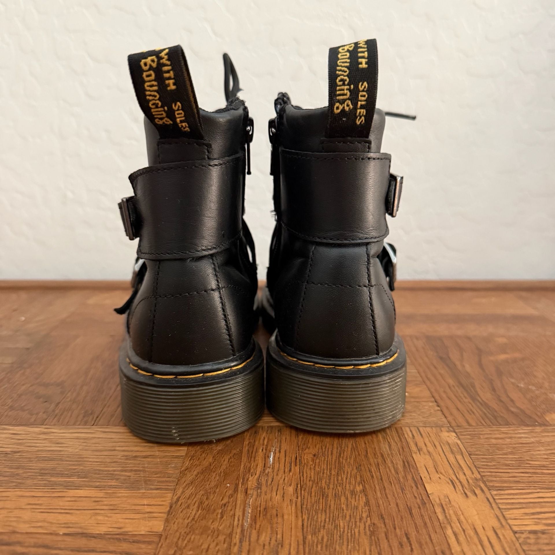 Dr. Martens 1460 J Joska Black Leather Boots Big Kid Size 3 US Doc Martens 4